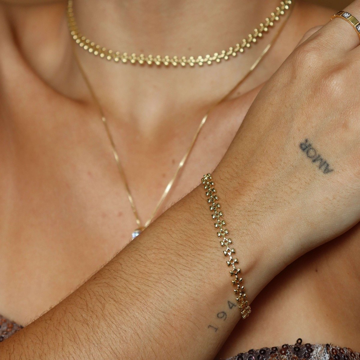 Pulseira Folheado a Ouro 18k Corrente Mini Corações Liso Dourado 2