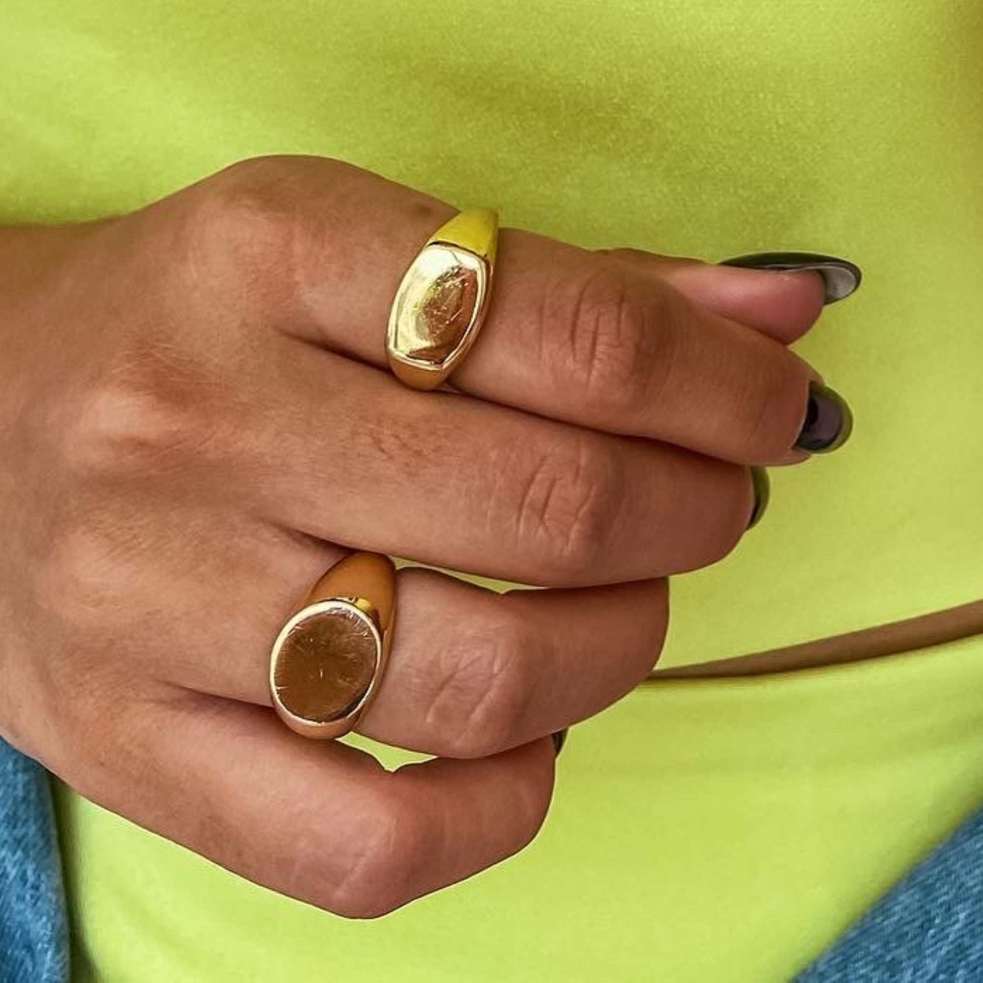 Anel Folheado a Ouro 18k Chapa Quadrado Lisa Dourado 12