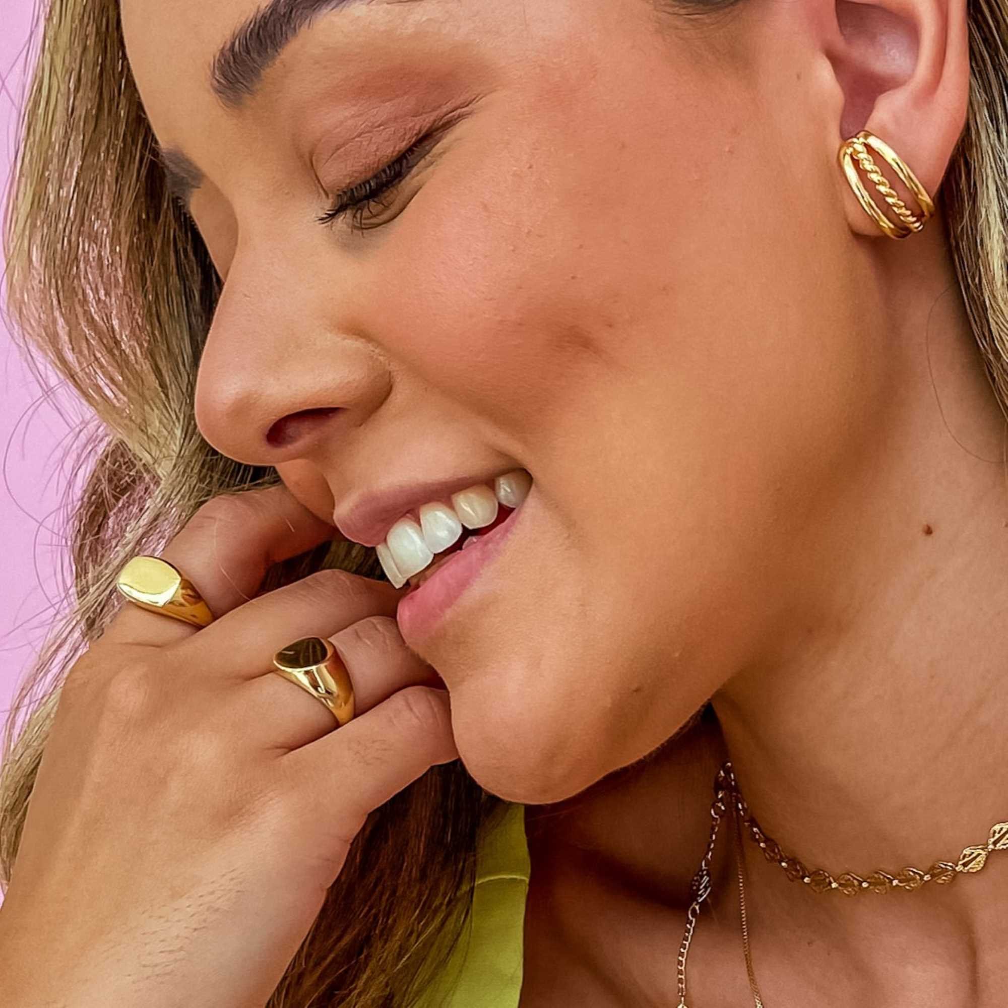 Anel Folheado a Ouro 18k Chapa Quadrado Lisa Dourado 13