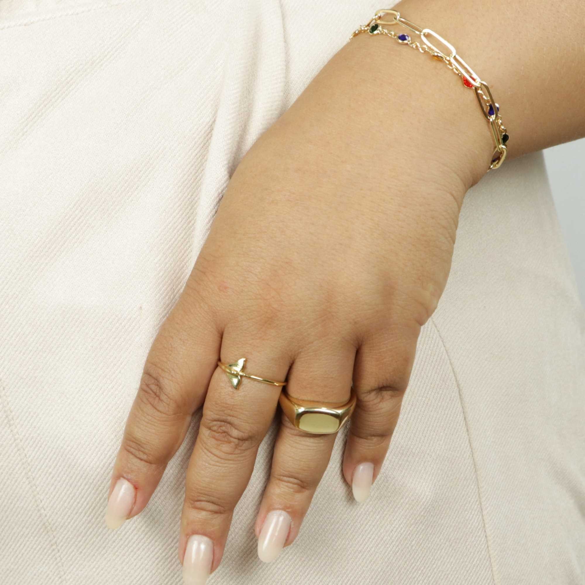 Anel Folheado a Ouro 18k Chapa Quadrado Lisa Dourado 10