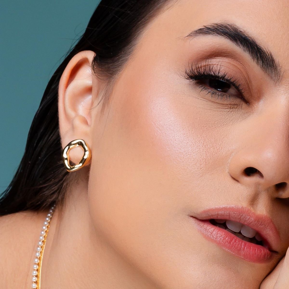 Brinco Folheado a Ouro 18k Orgânico Oval Vazado Fino M Ouro 18k 2
