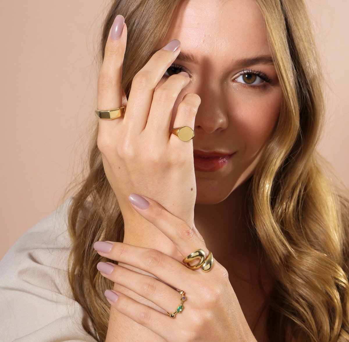 Anel Folheado a Ouro 18k Dedinho Regulável Geométrico Dourado 2