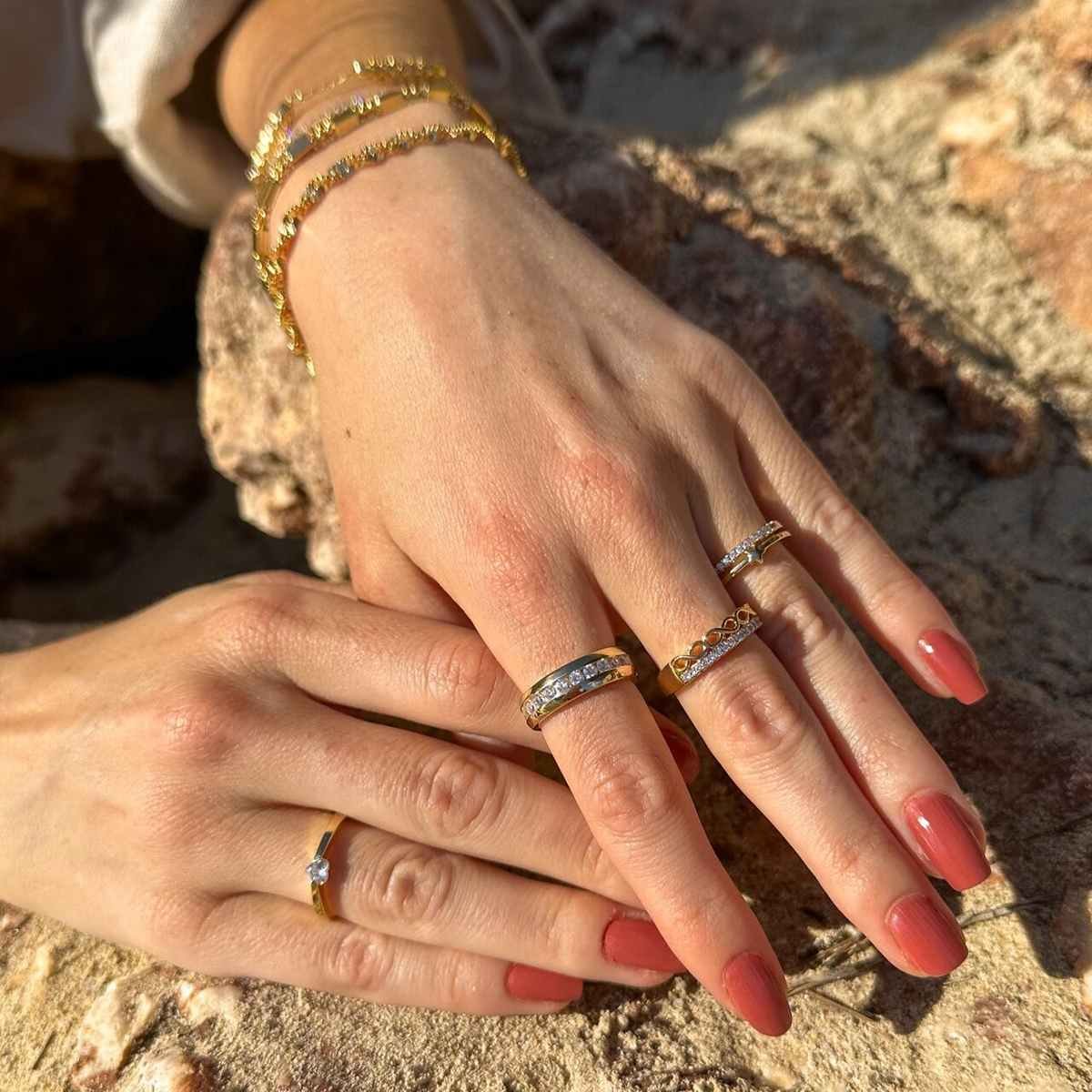 Anel Folheado a Ouro 18k Aro Grosso Cravejado e Símbolo do Infinito Dourado 5