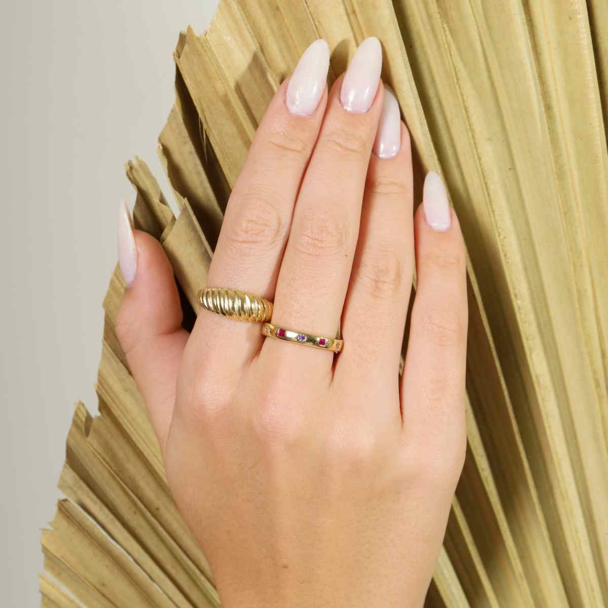 Anel Folheado a Ouro 18k Croissant Aro Grosso Linhas Ouro 18k 2