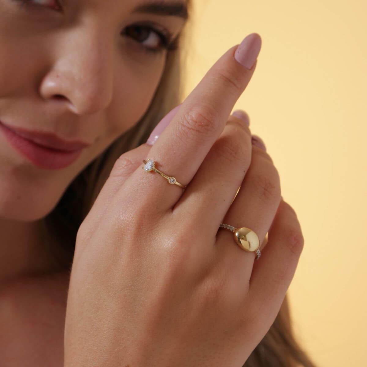 Anel Folheado a Ouro 18k Solitário Zircônia Oval Transparente Dourado 2