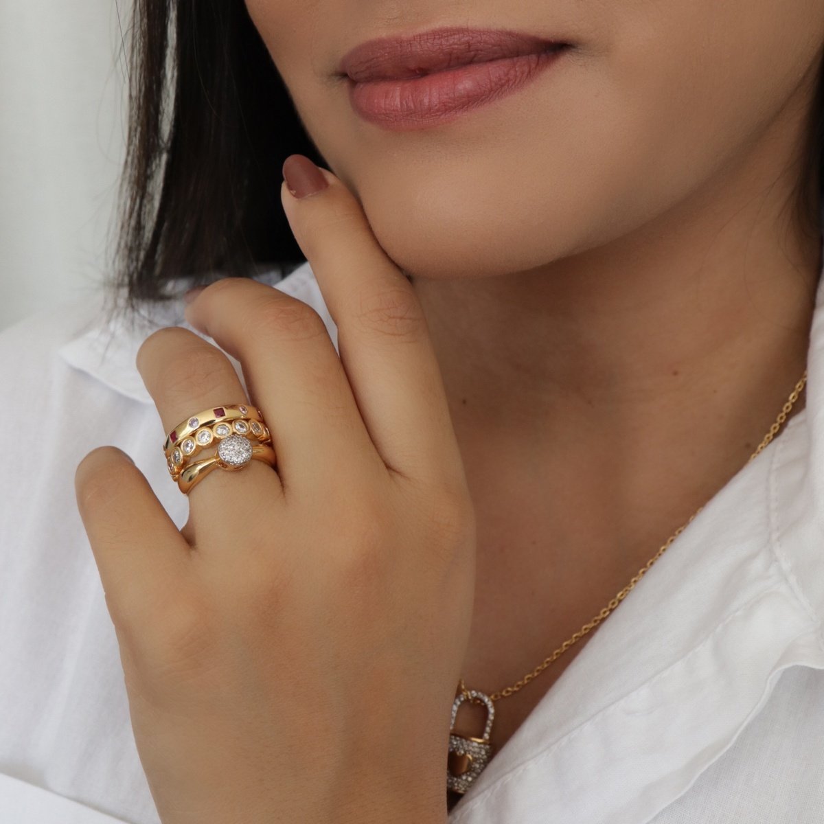 Anel Aparador Folheado a Ouro 18k Círculos Conectados Zircônia Dourado 2