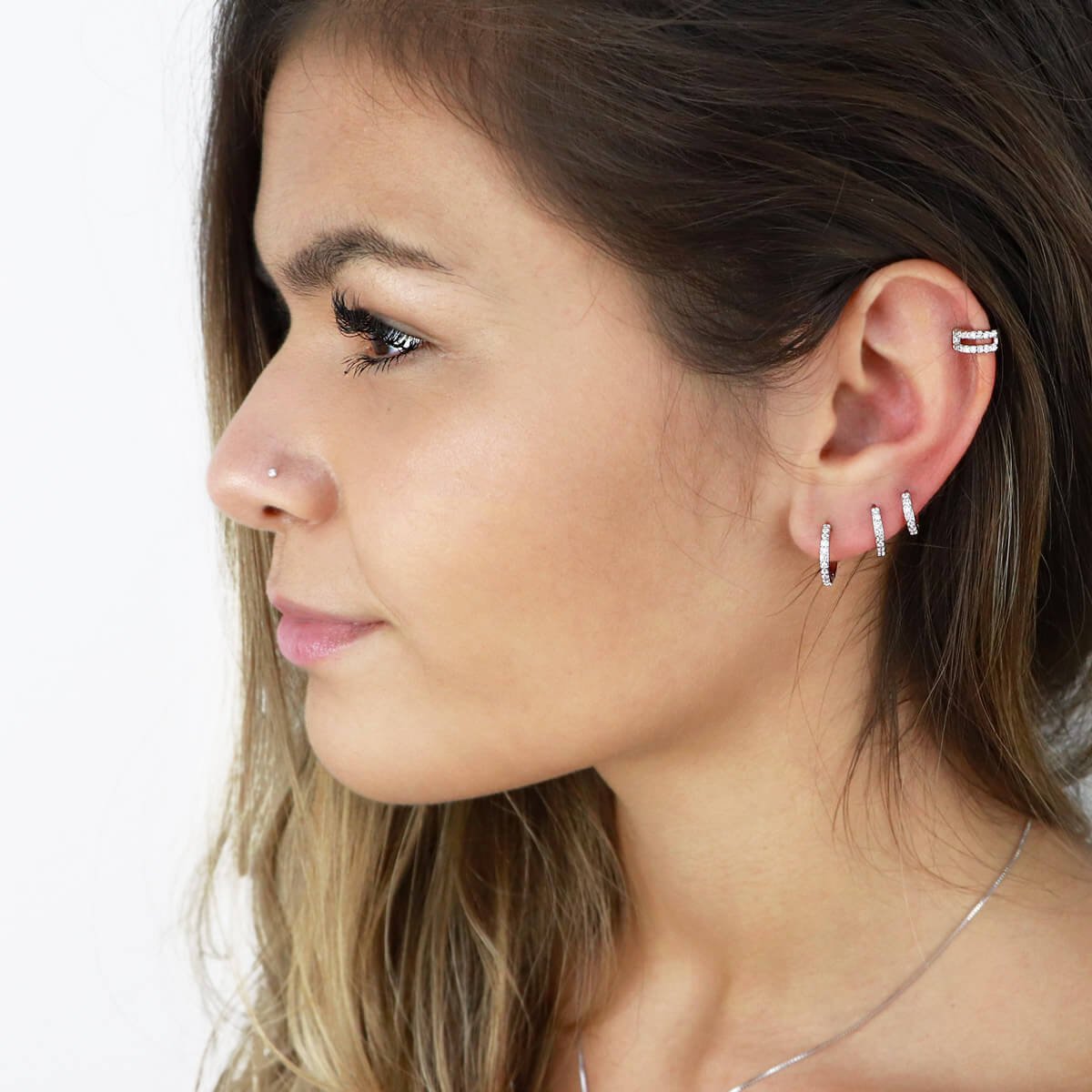 Argolinha Folheada a Ródio Aro Quadrado 2mm Zircônia G Prata 3