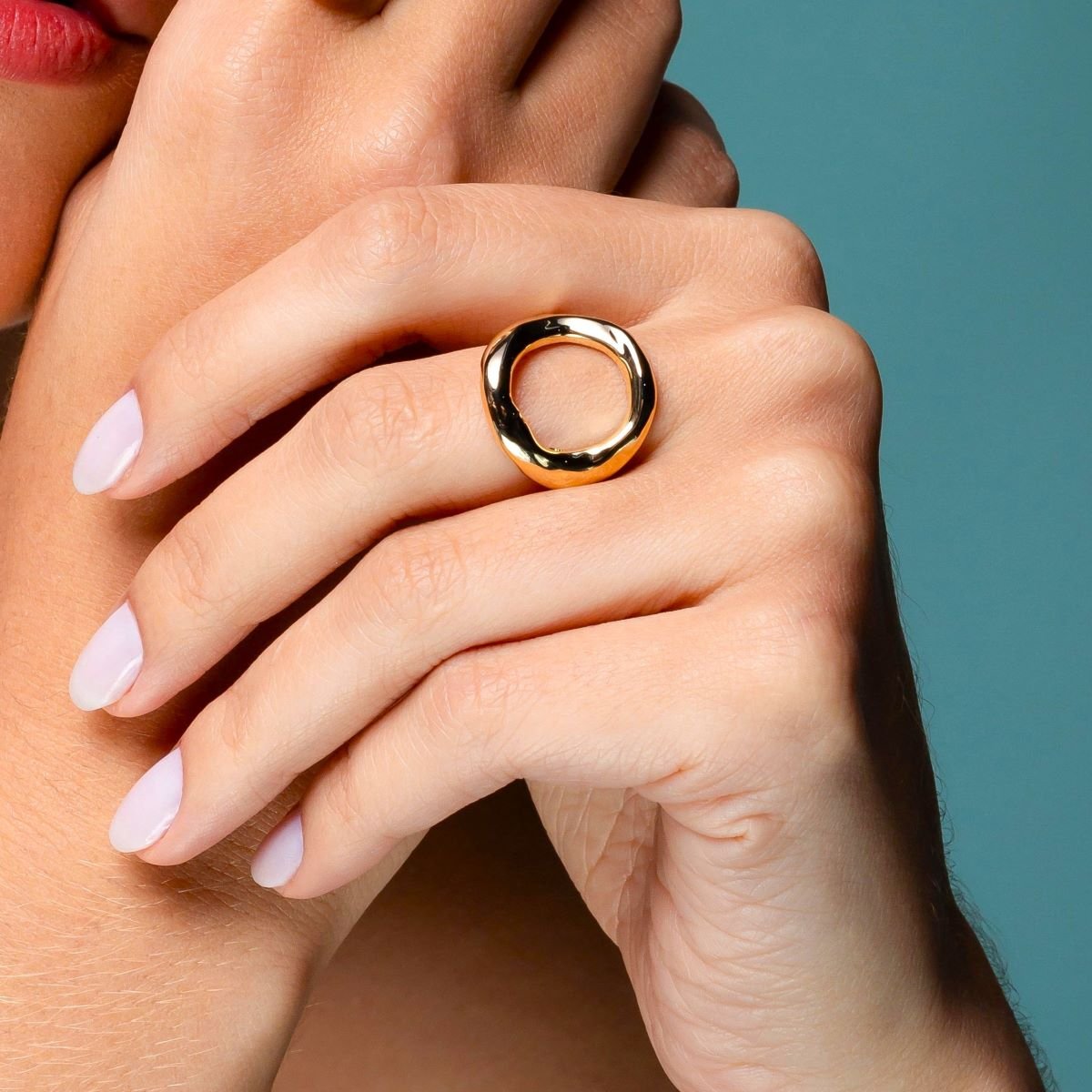 Anel Folheado a Ouro 18k Orgânico Oval Vazado Ouro 18k 3
