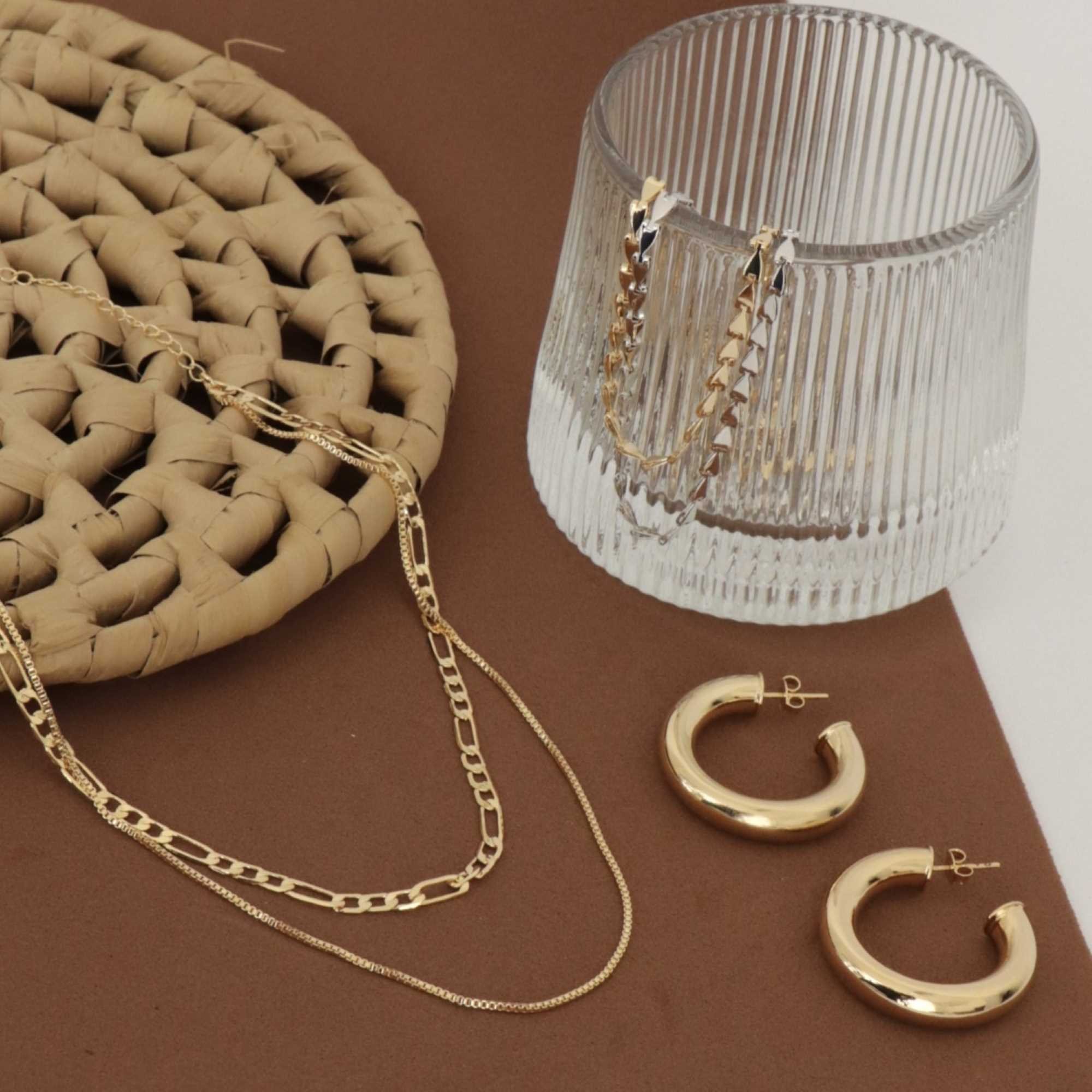 Colar Folheado a Ouro 18k Duplo Elo Fígaro 3x1 e Veneziana Ouro 18k 5