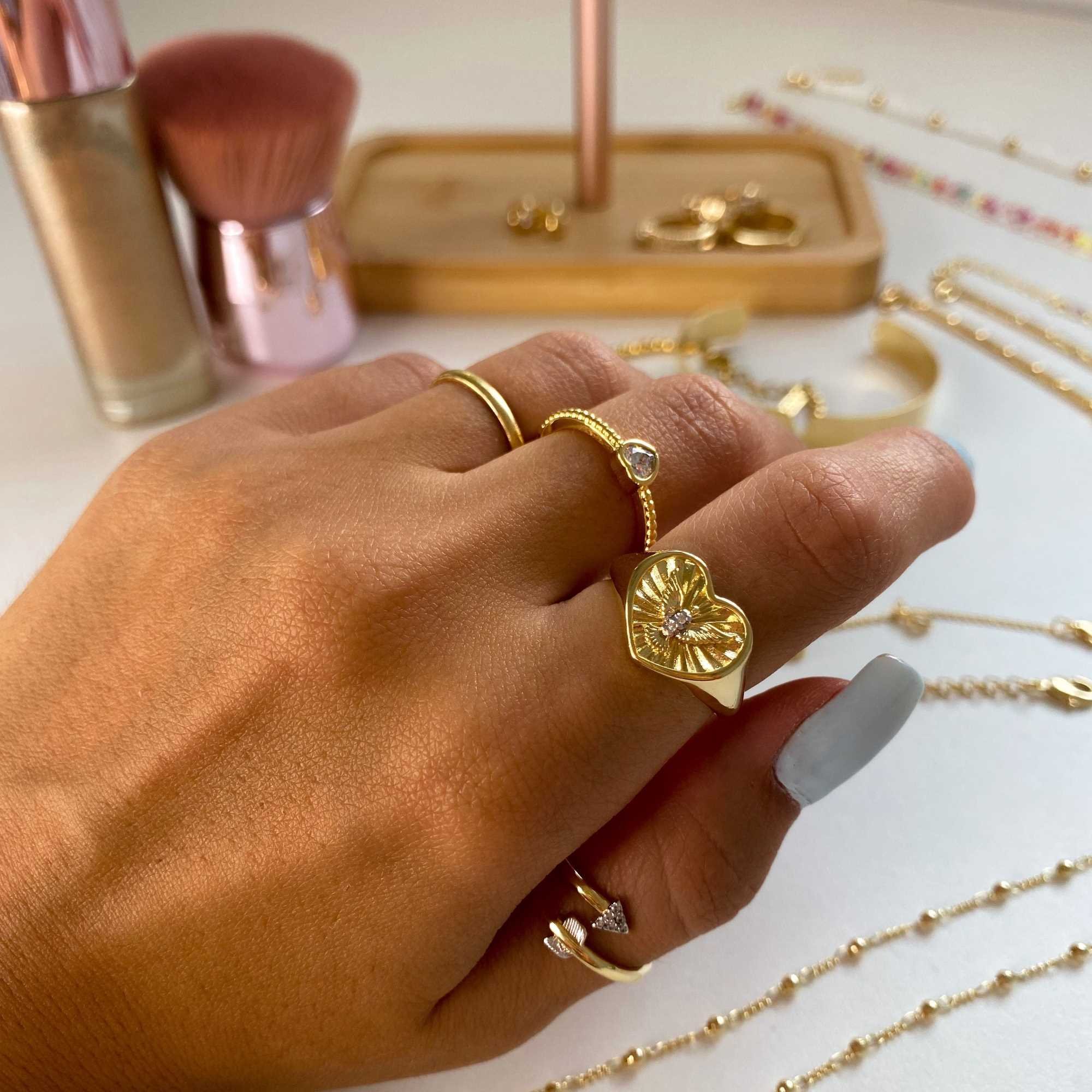 Anel Solitário Folheado a Ouro 18k Coração Zircônia Tam P Dourado 4