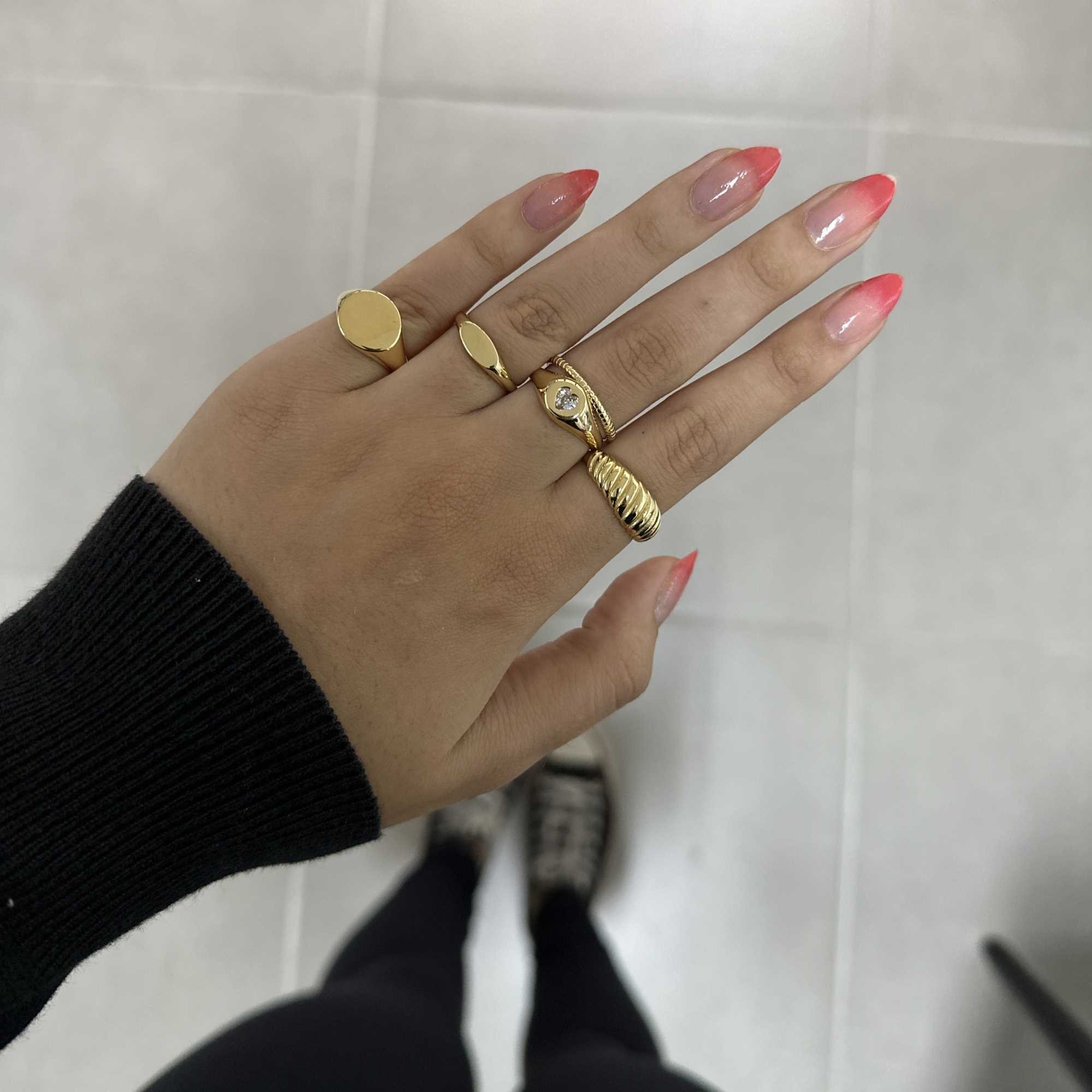 Anel Folheado a Ouro 18k Regulável Oval Liso Dourado 11