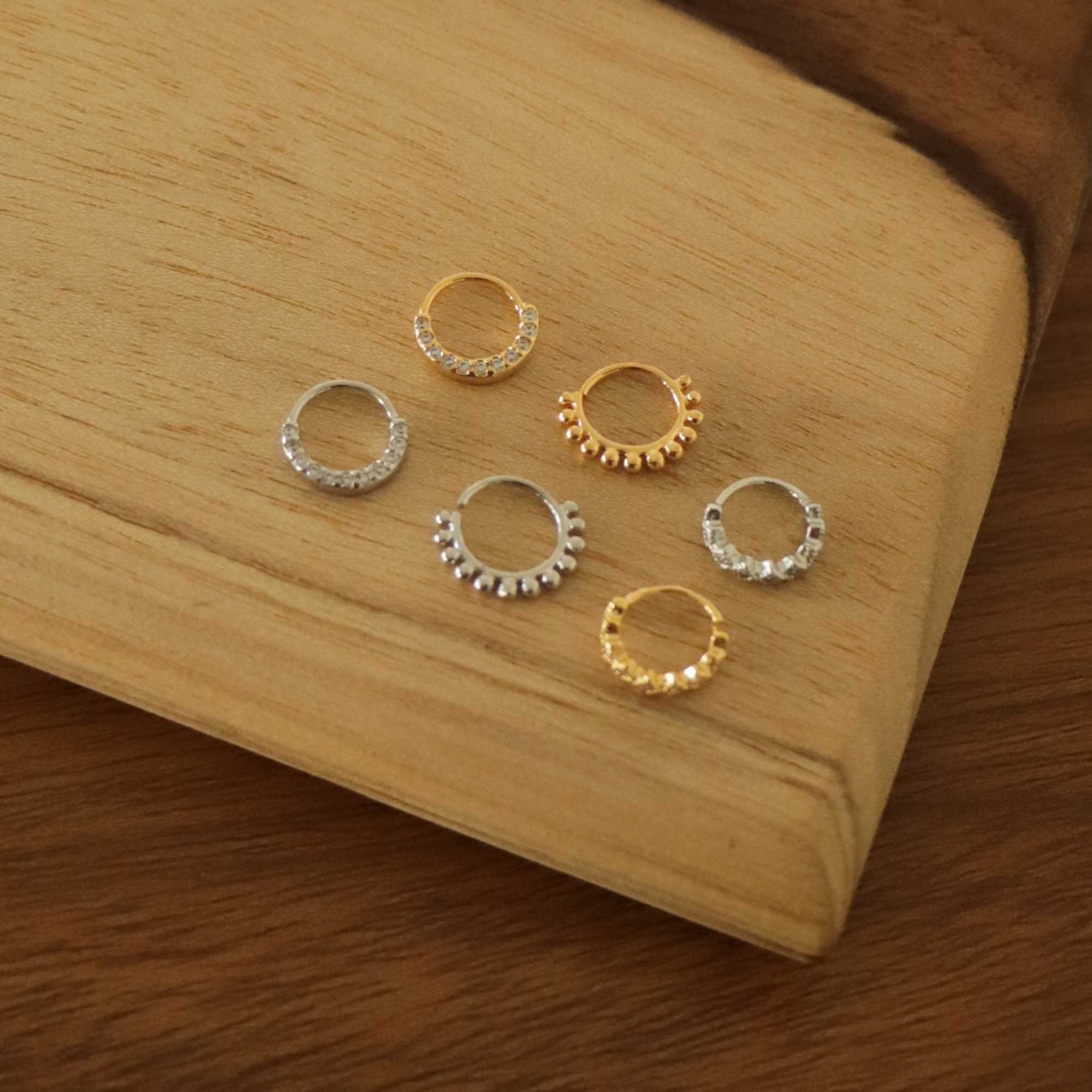 Piercing Orelha Folheado a Ouro 18k Cravejado Zircônia Tiras Dourado 4