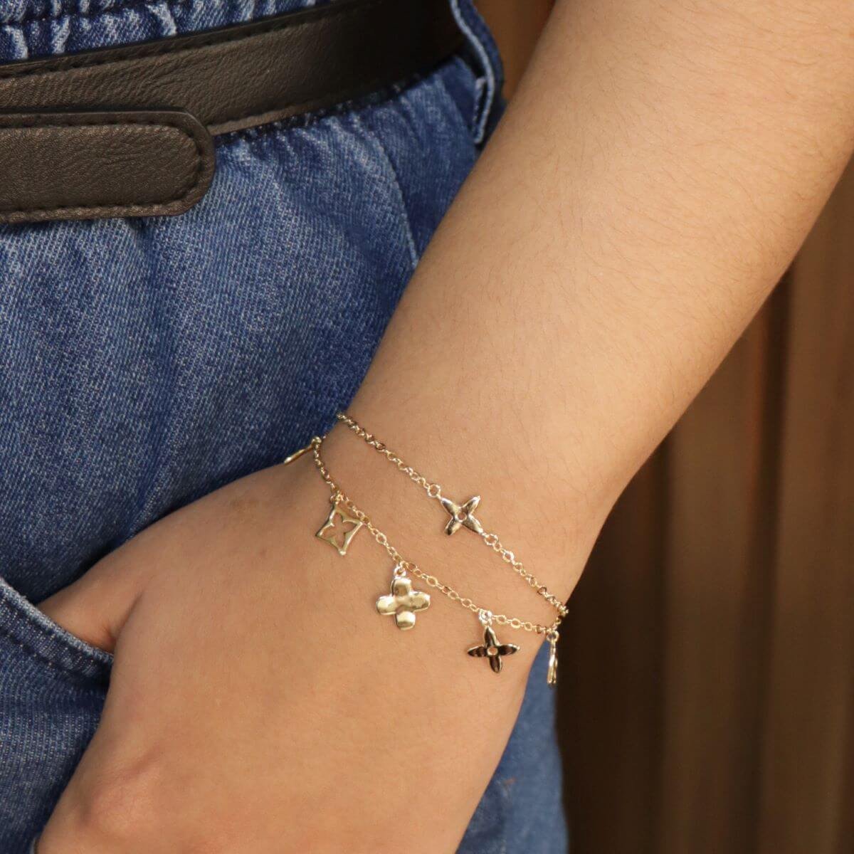 Pulseira Folheado a Ouro 18k Pingentes Flores Dourado 2