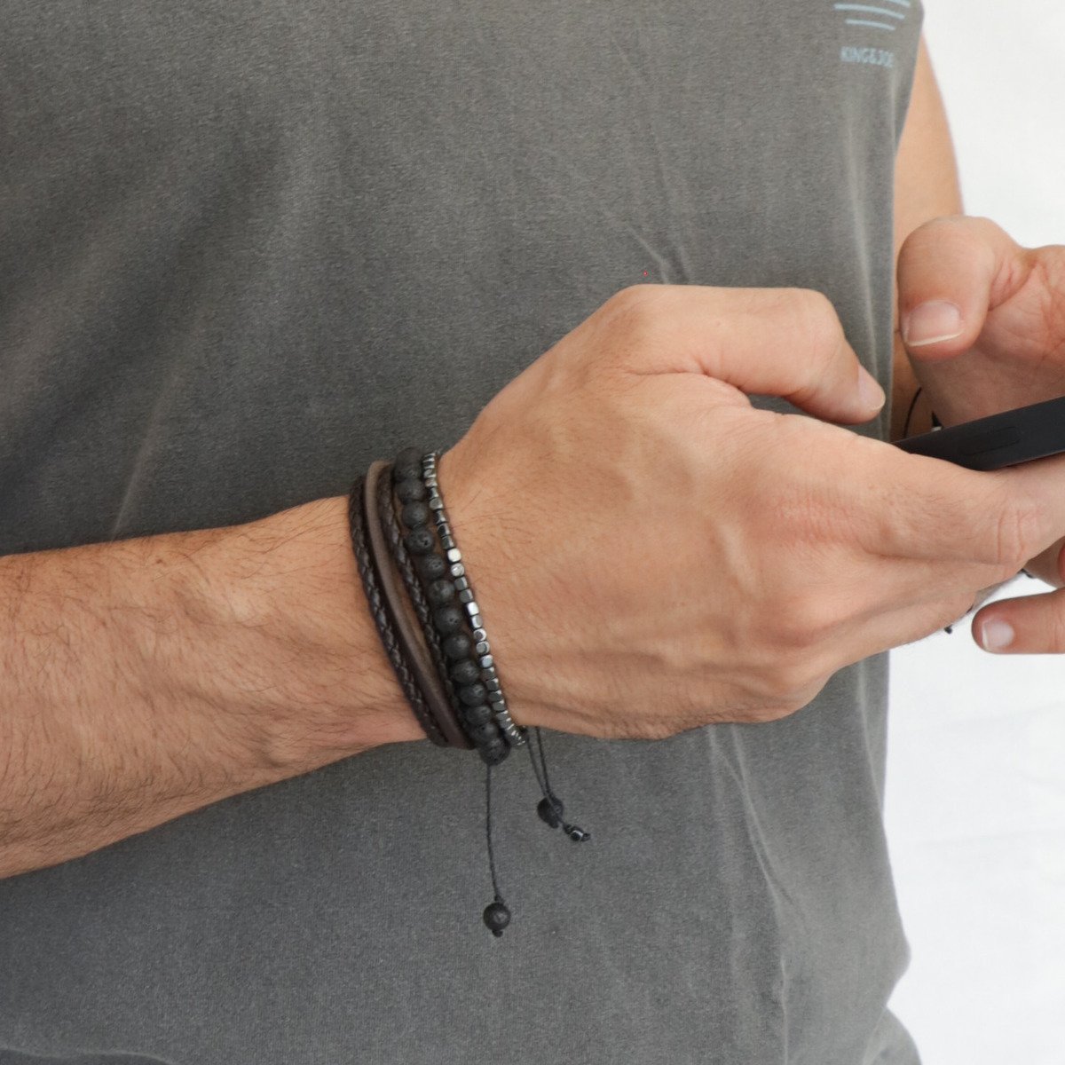 Pulseira Cordão Preto com Vulcânica Preto 3