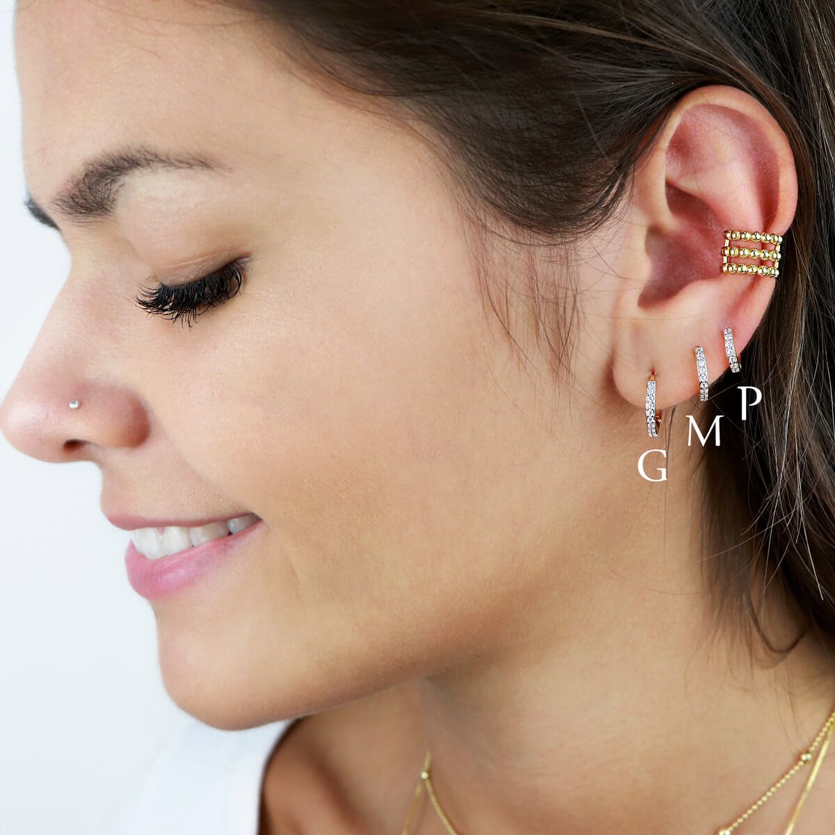 Argolinha Folheada a Ouro 18k Aro Quadrado 2mm Zircônia M Dourado 2