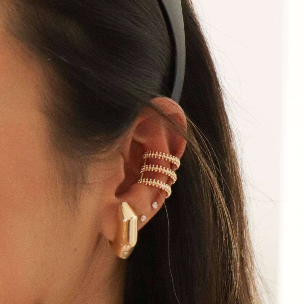 Piercing de Pressão Folheado a Ouro 18k Triplo Aro Bolinhas Dourado 2