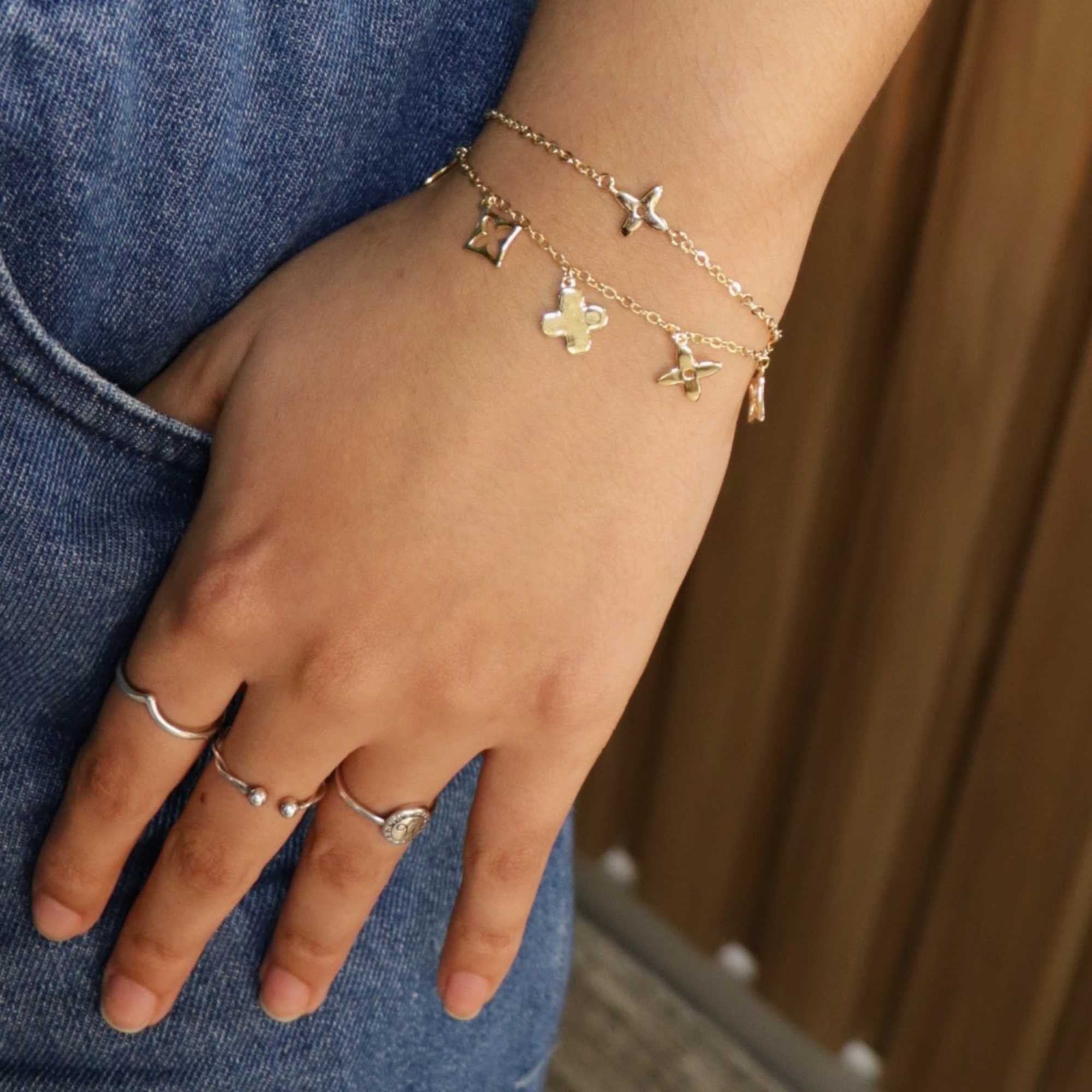 Pulseira Folheado a Ouro 18k Pingente Flor Dourado 3