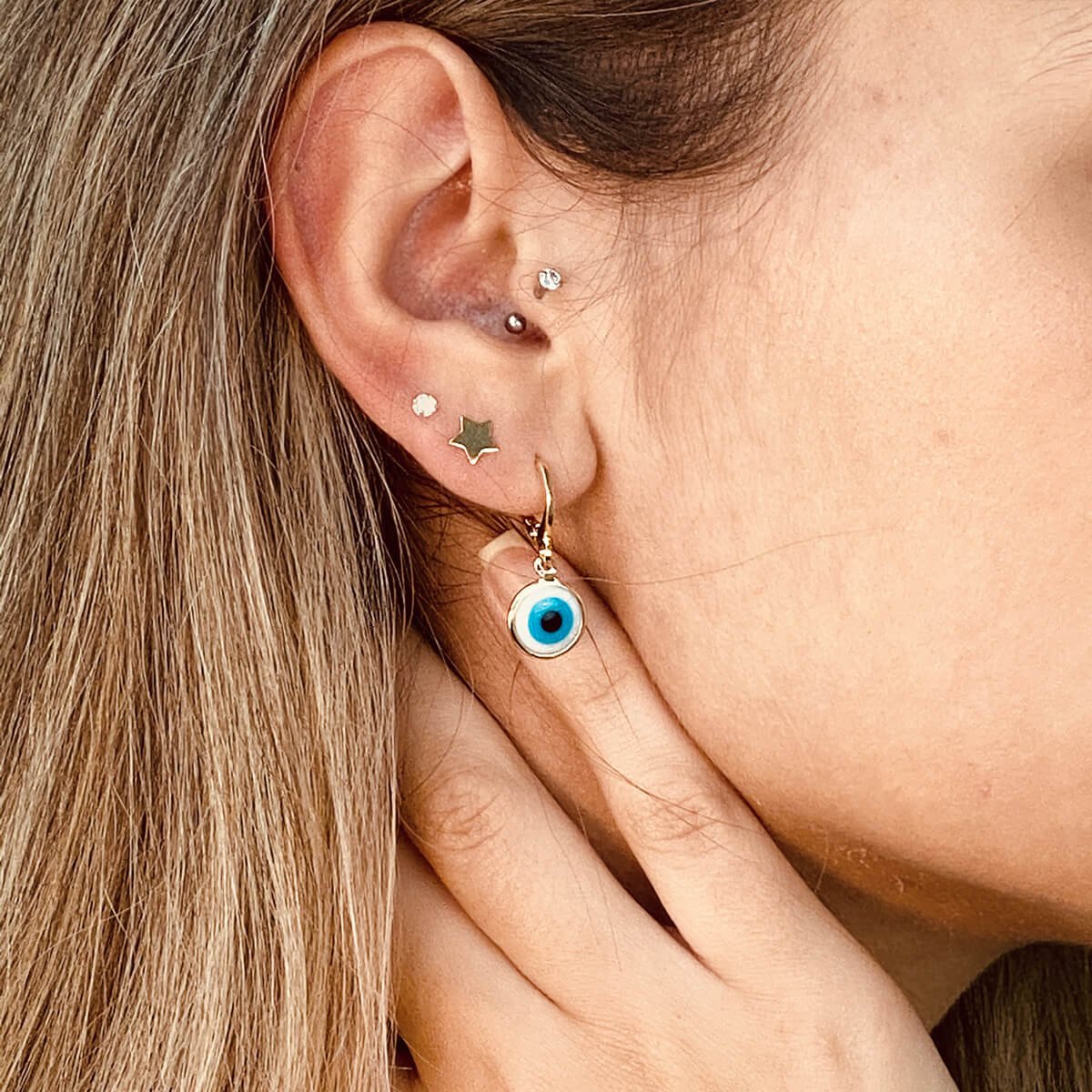 Brinco Folheado a Ouro 18k Estrela Pequena Dourado 3