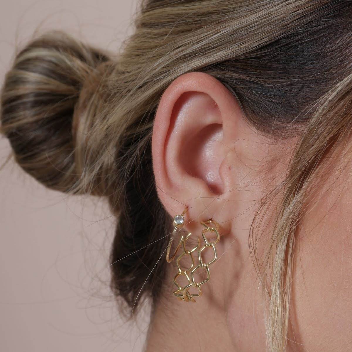 Argola Folheado a Ouro 18k Ponto de Luz P Dourado 2
