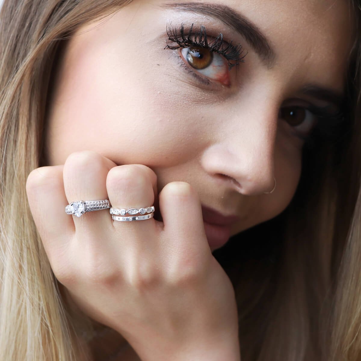 Anel Prata 925 Aparador Detalhes Ovais e Círculos Zircônia Prata 2