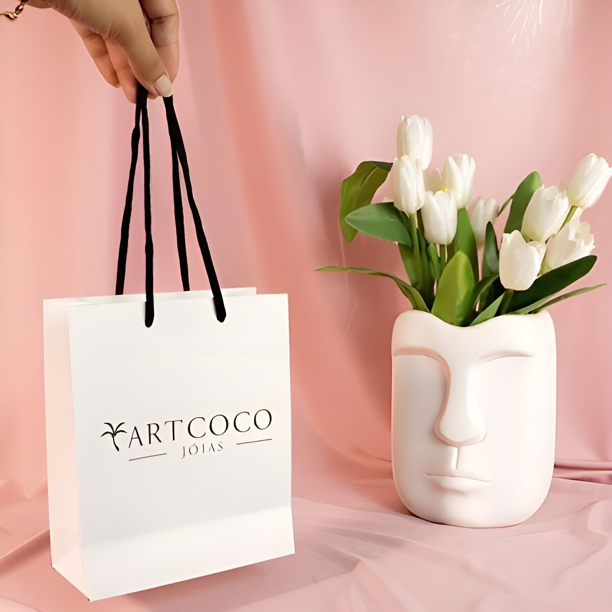 Kit Brinco Orgânico Vazado Folheado a Ouro 18k + Embalagem de Presente Dourado 4