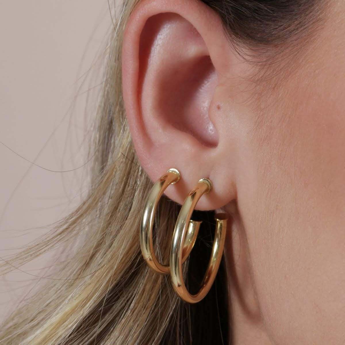 Argola Folheado a Ouro 18k Tubo Fina M Dourado 2