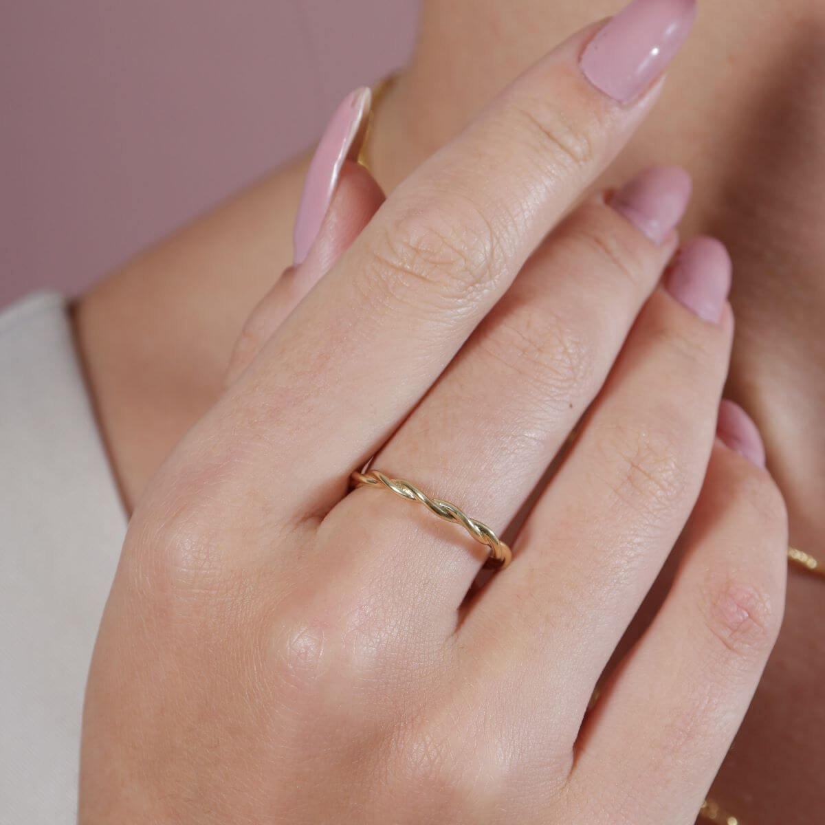 Anel Folheado a Ouro 18k Aro Torcido Ouro 18k 2