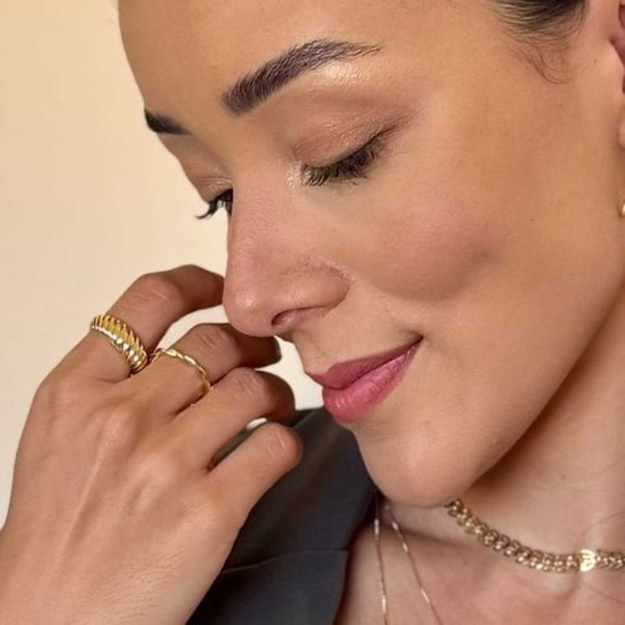 Anel Folheado a Ouro 18k Aro Torcido Ouro 18k 5