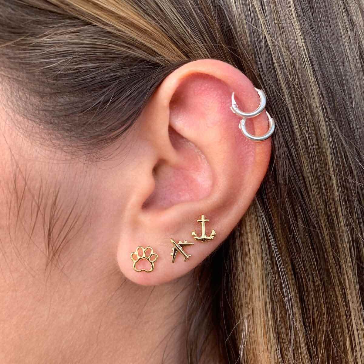 Brinco Folheado a Ouro 18k Segundo Furo Miniatura Âncora Dourado 2
