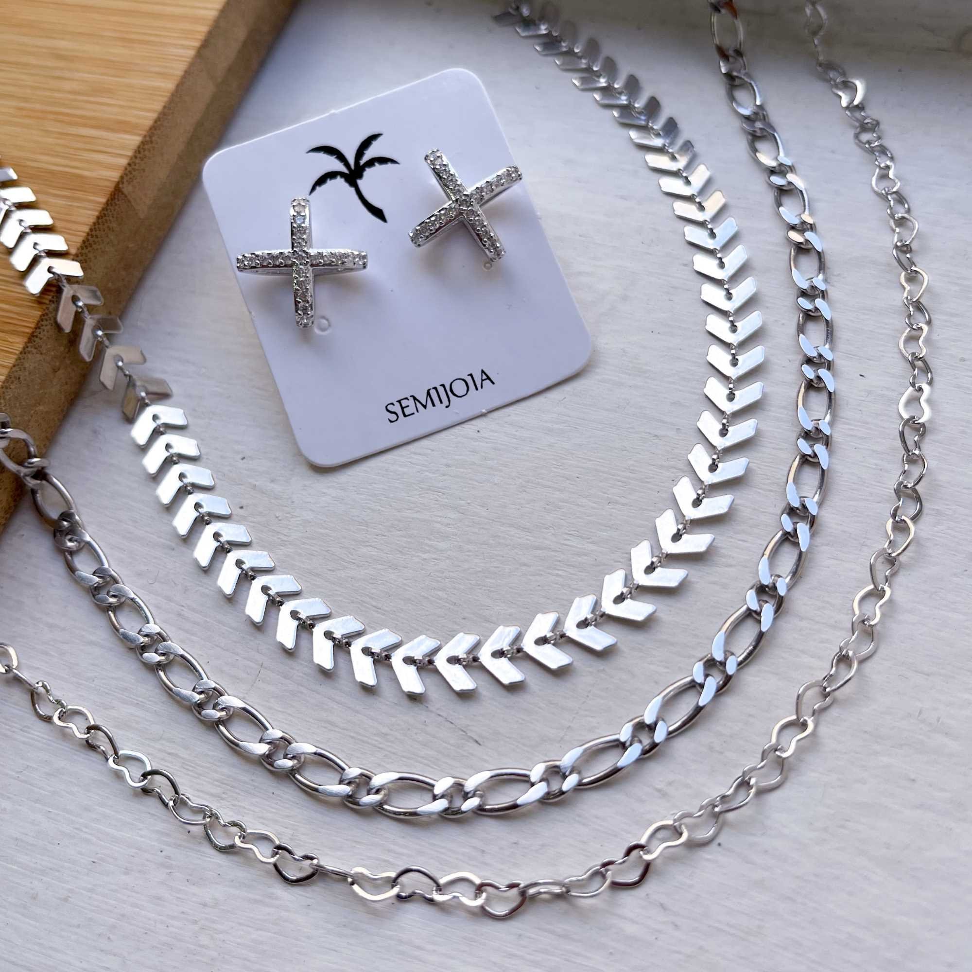 Choker Folheado a Ródio Corações Conectados P Prata 6