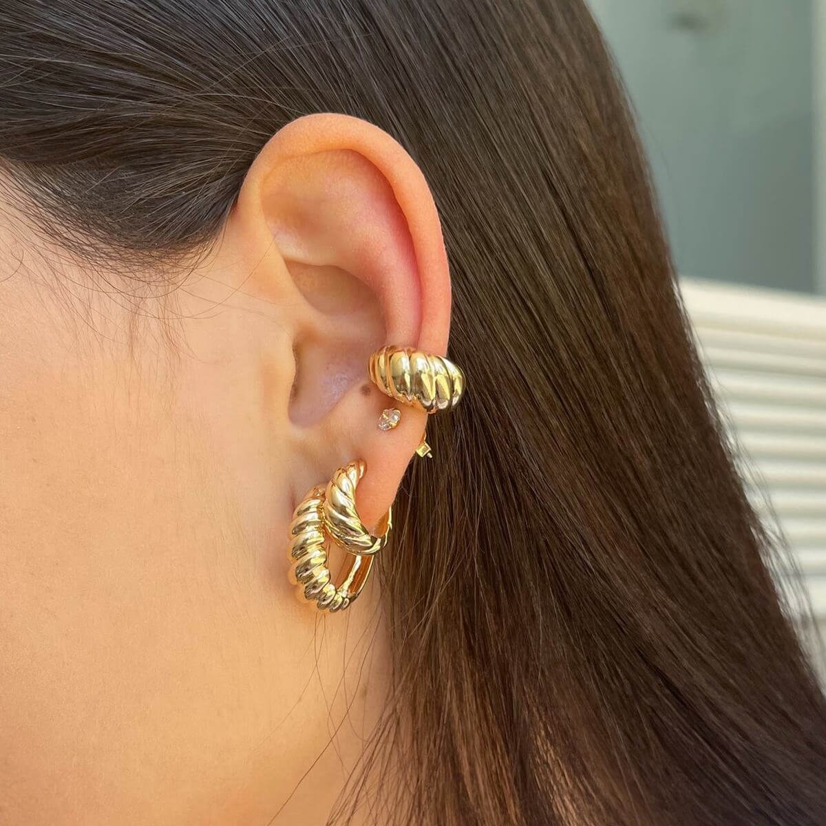 Piercing de Pressão Folheado a Ouro 18k Aro Croissant Dourado 2