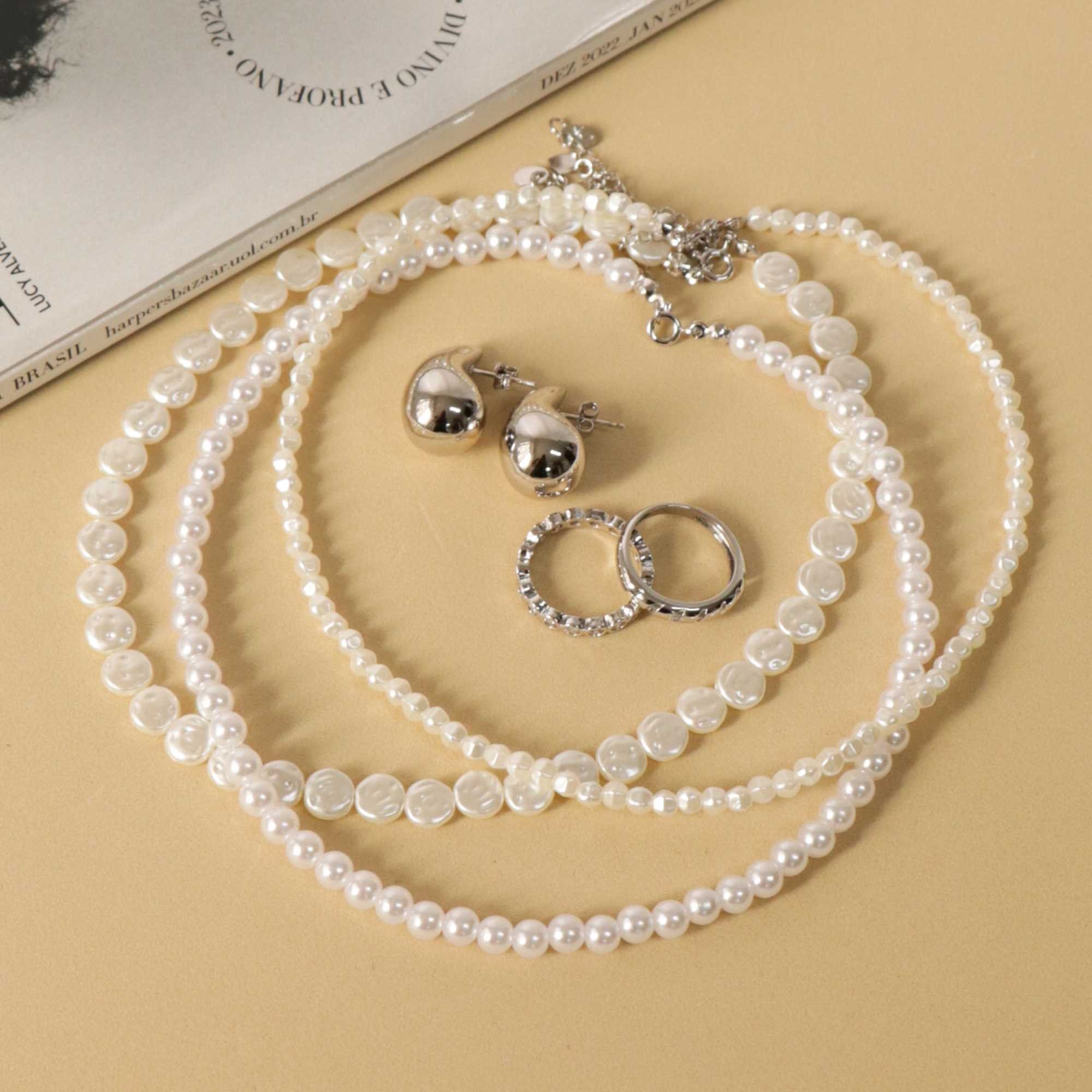 Choker Folheado a Ródio Pérola Barroca Prata 6