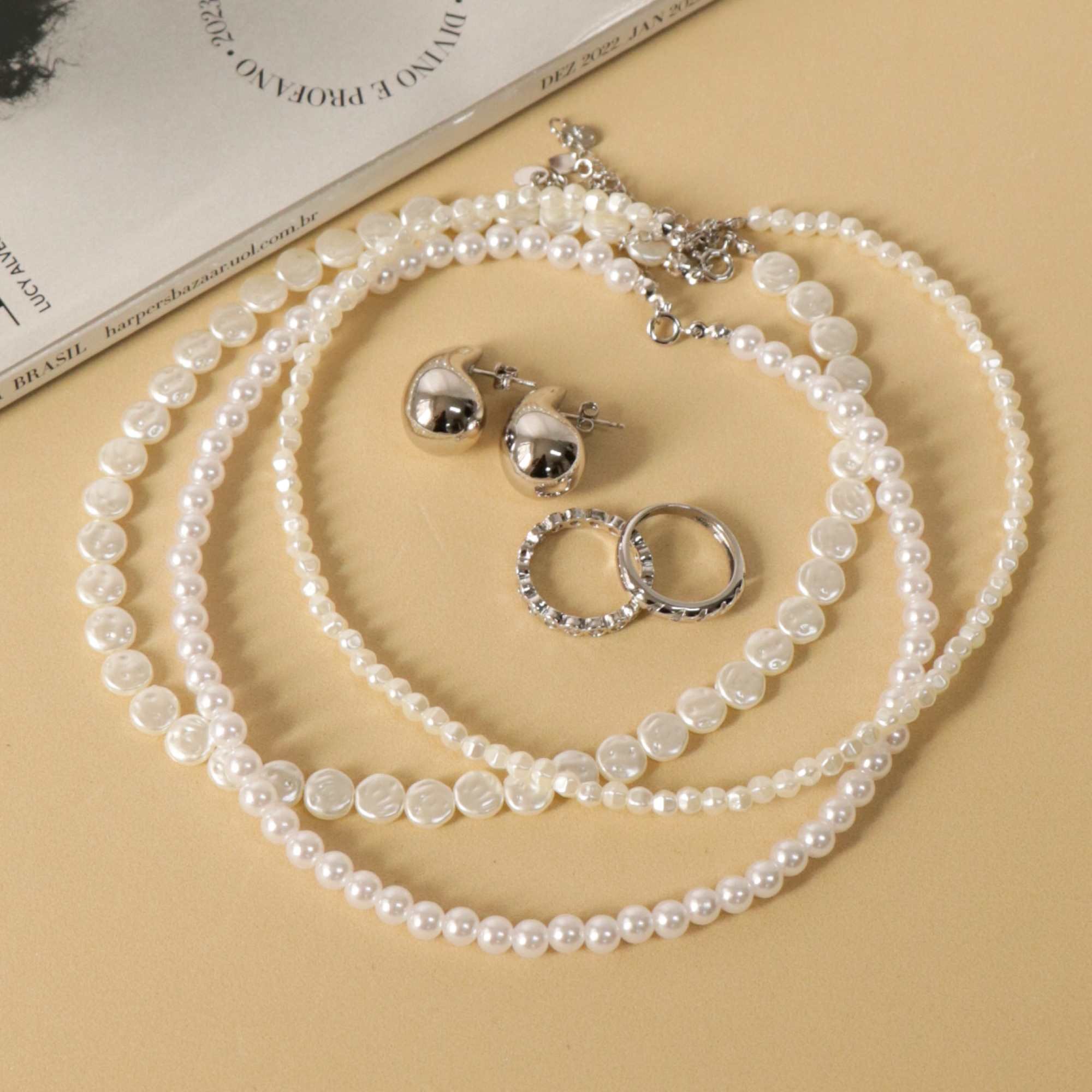 Choker Folheado a Ródio Pérola Moeda Orgânica Prata 9