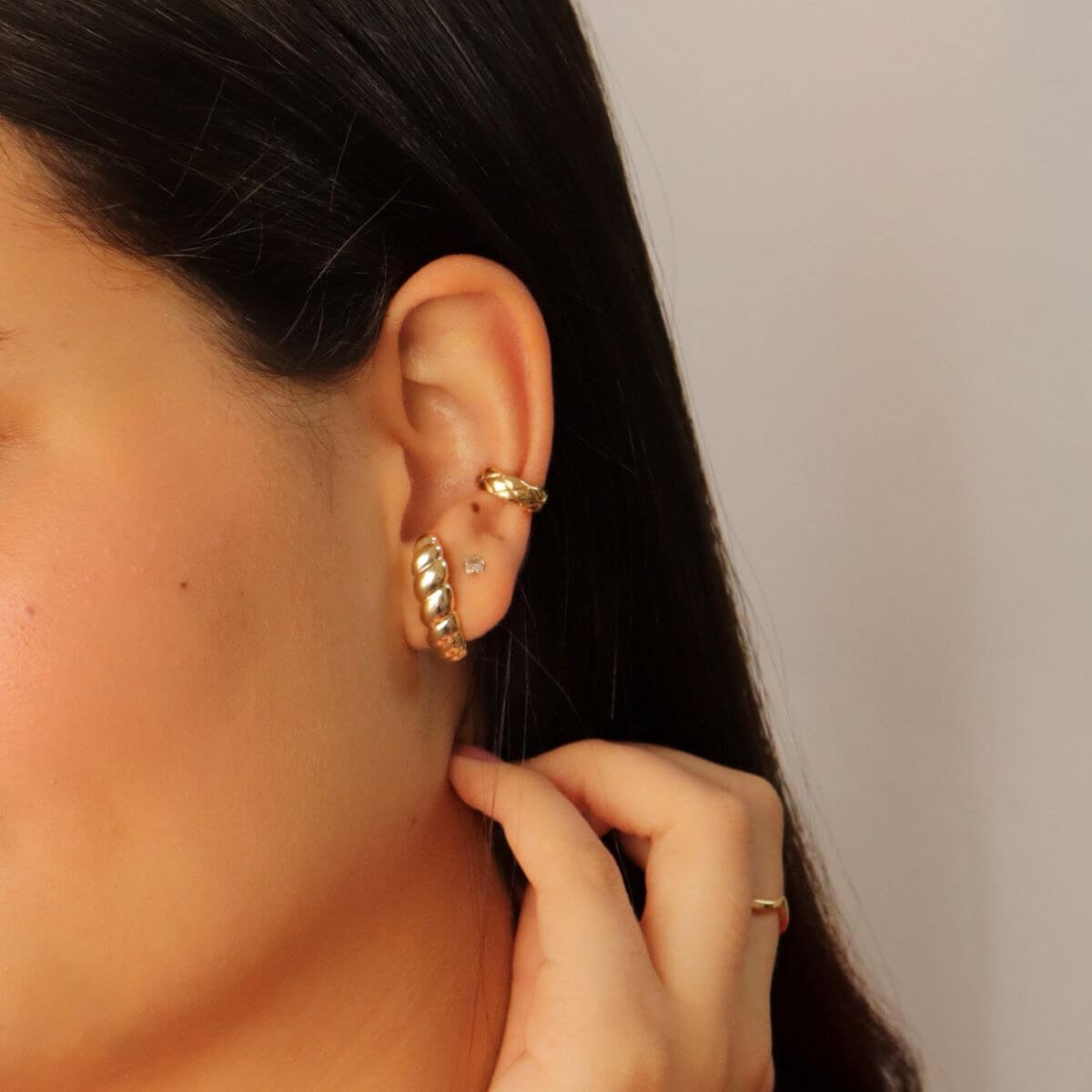 Brinco Folheado a Ouro 18k Ear Hook Aro Croissant Dourado 2