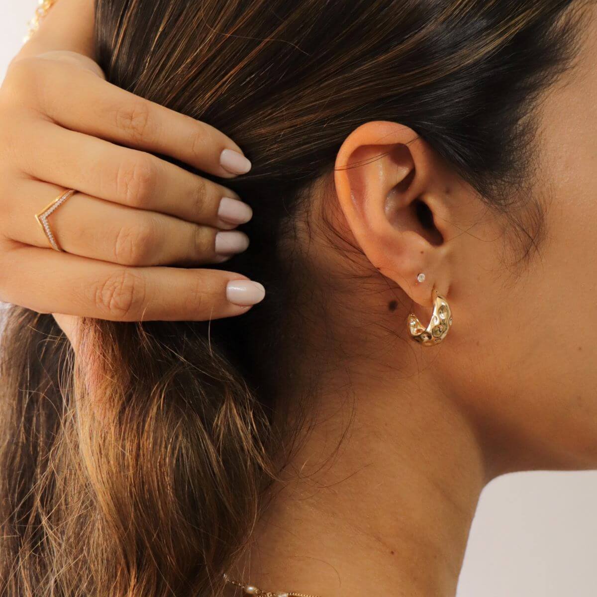 Argola Folheado a Ouro 18k Aro Orgânico M Dourado 2
