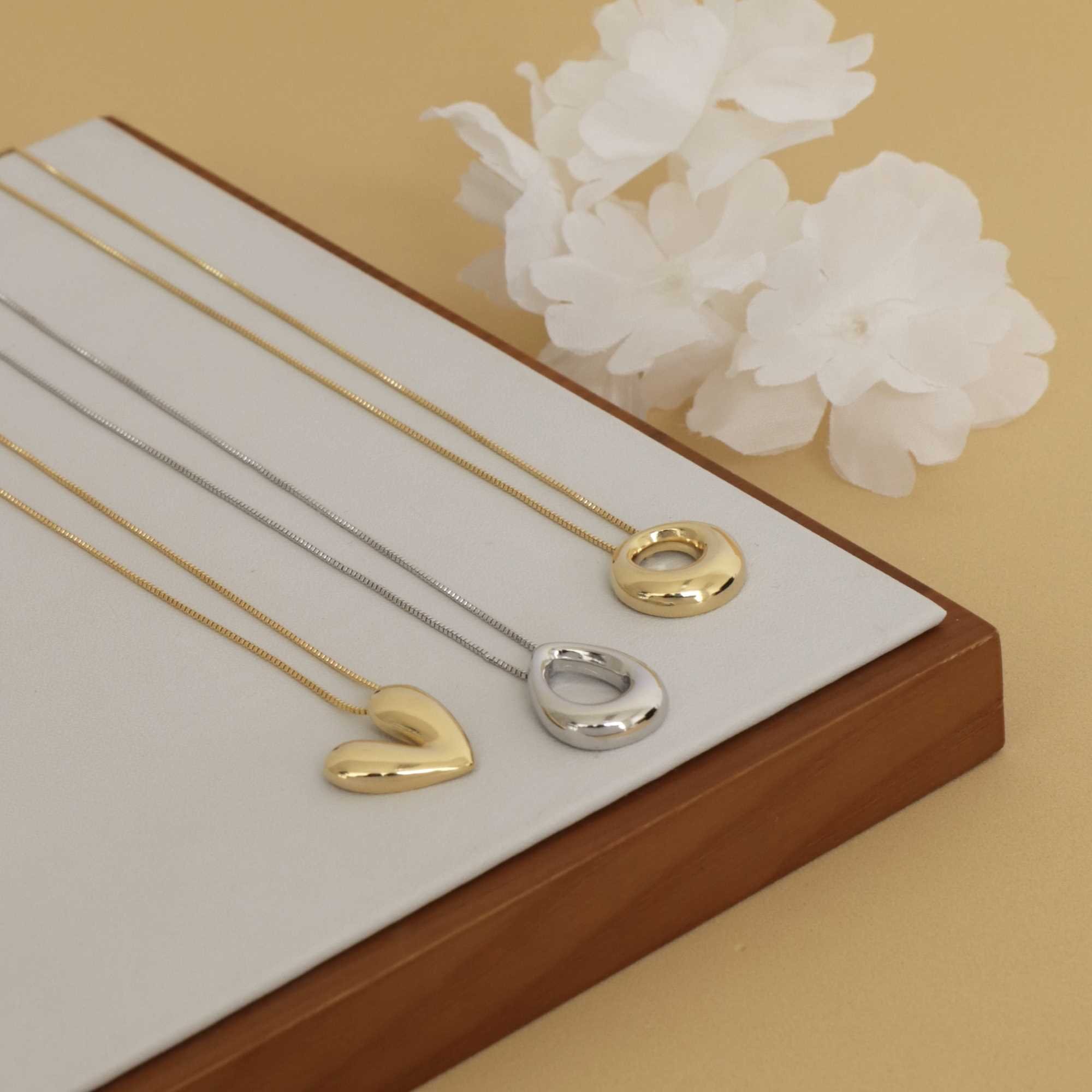 Colar Folheado a Ouro 18k Orgânico Coração Abaulado Ouro 18k 10