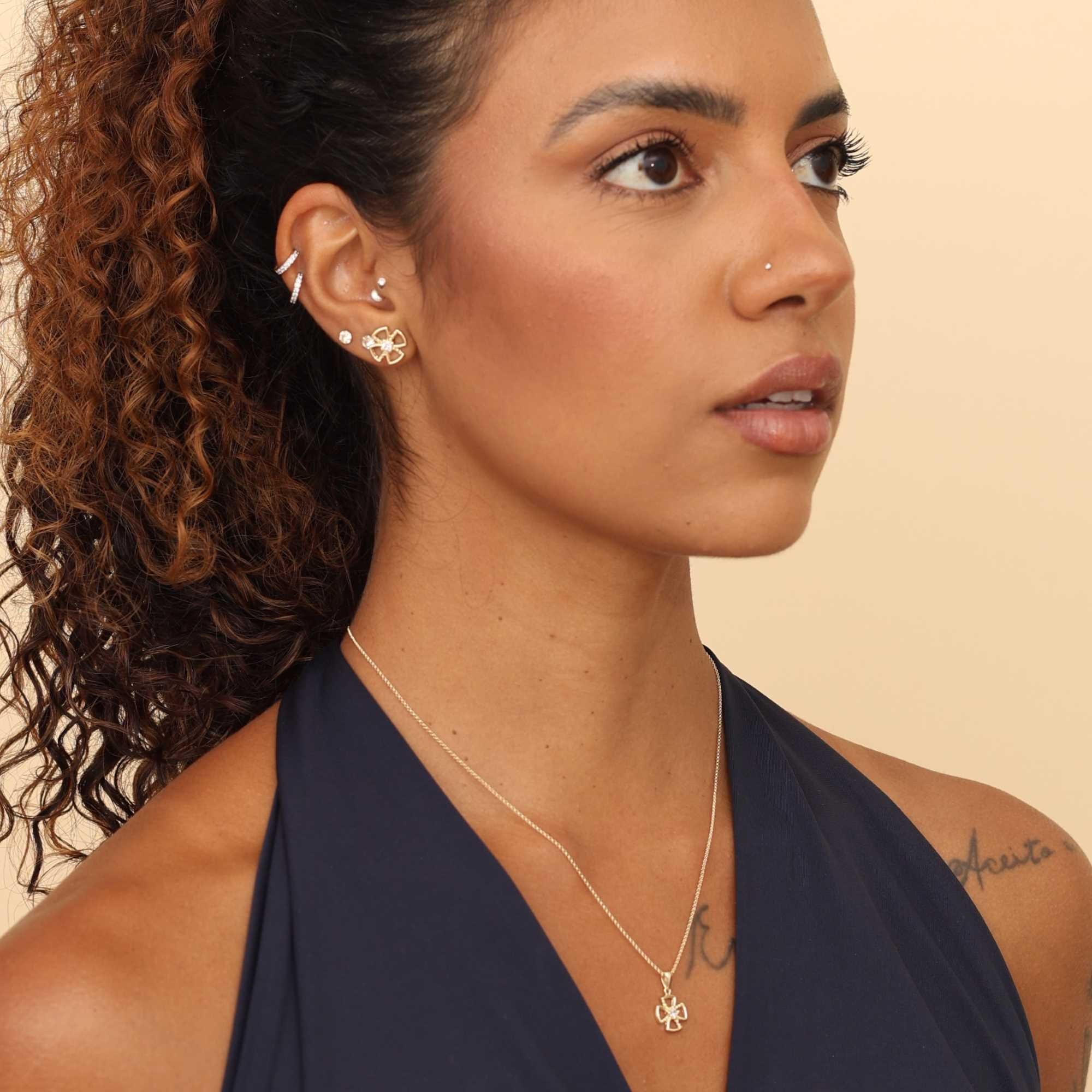 Colar Folheado a Ouro 18k Trevo de 4 Folhas e Zircônia Dourado 3