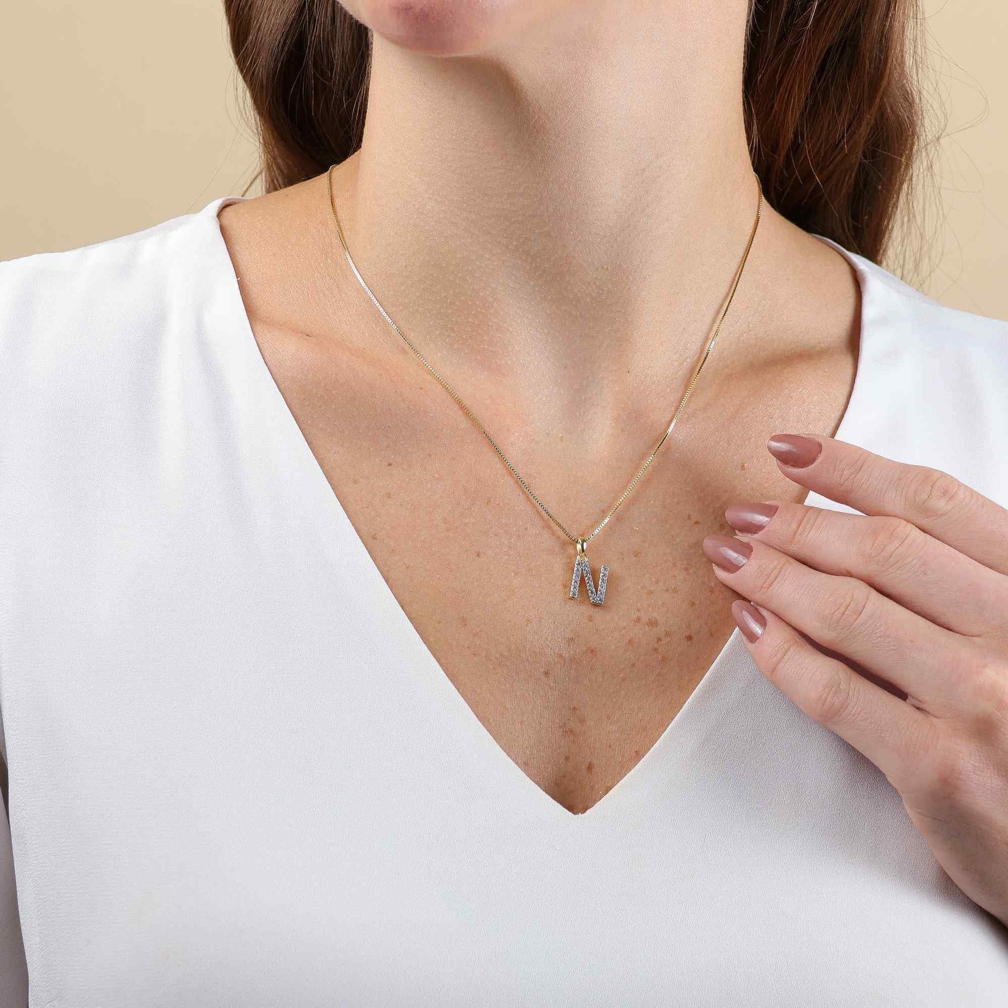 Colar Folheado a Ouro 18k Pingente Letra N Cravejado Ouro 18k 3