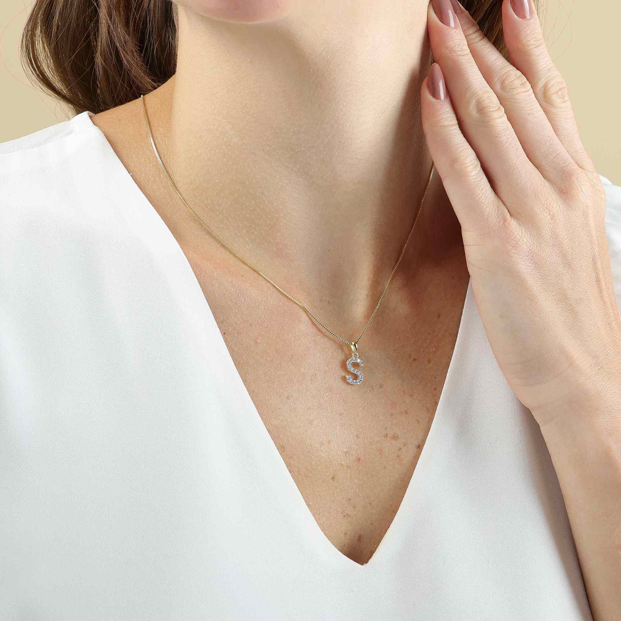 Colar Folheado a Ouro 18k Pingente Letra S Cravejado Ouro 18k 2