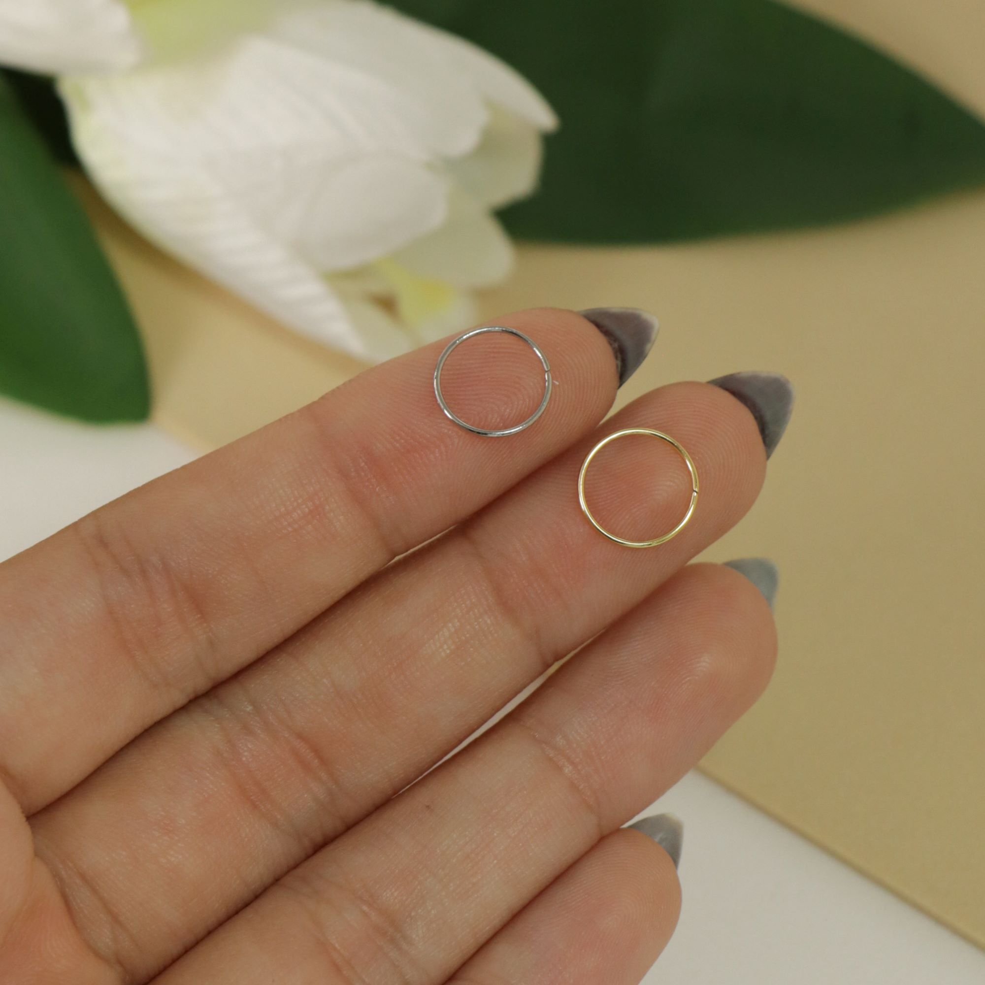 Kit 2 Piercings de Nariz Argolinha Fina Aço Cirúrgico e Folheado a Ouro 18k Ouro 18k 2