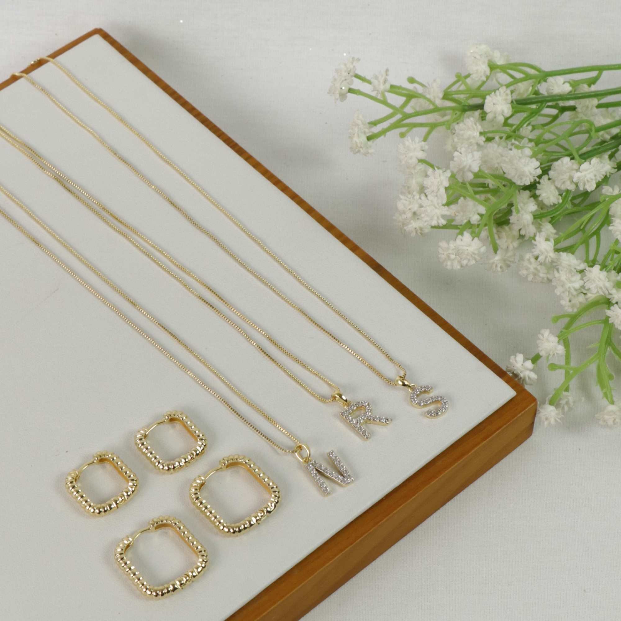 Argola Folheado a Ouro 18k Quadrado Aro Mola P Ouro 18k 4