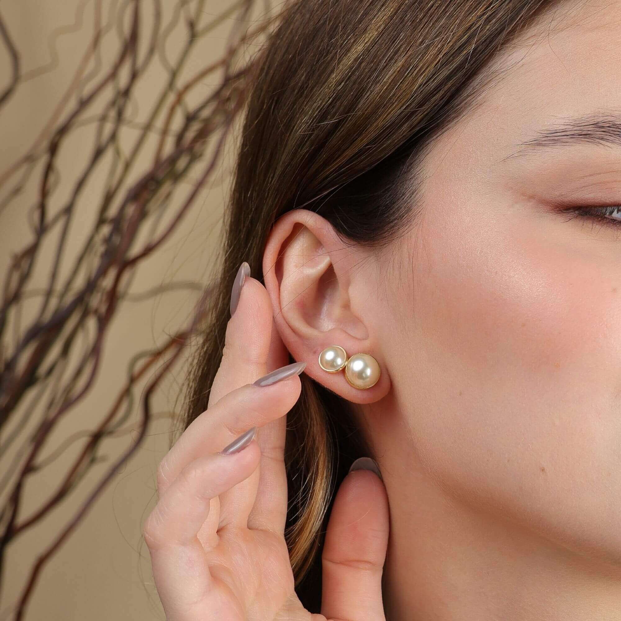 Brinco Folheado a Ouro 18k Meia Pérola M Ouro 18k 2