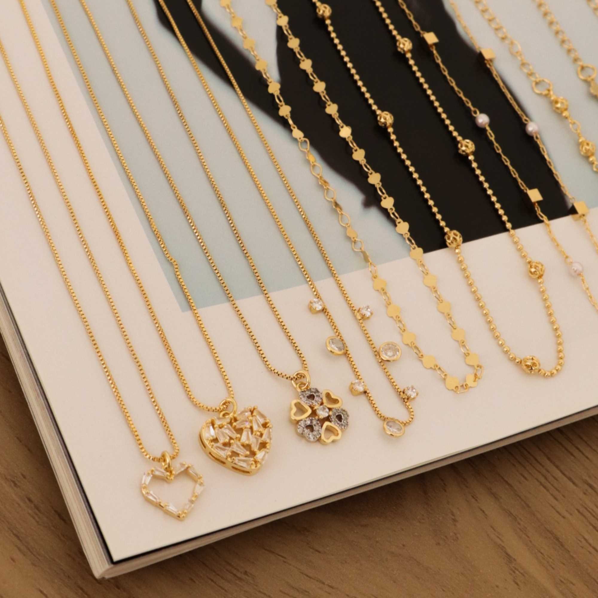 Choker Folheado a Ouro 18k Zircônia Quadrada e Ponto de Luz Ouro 18k 4