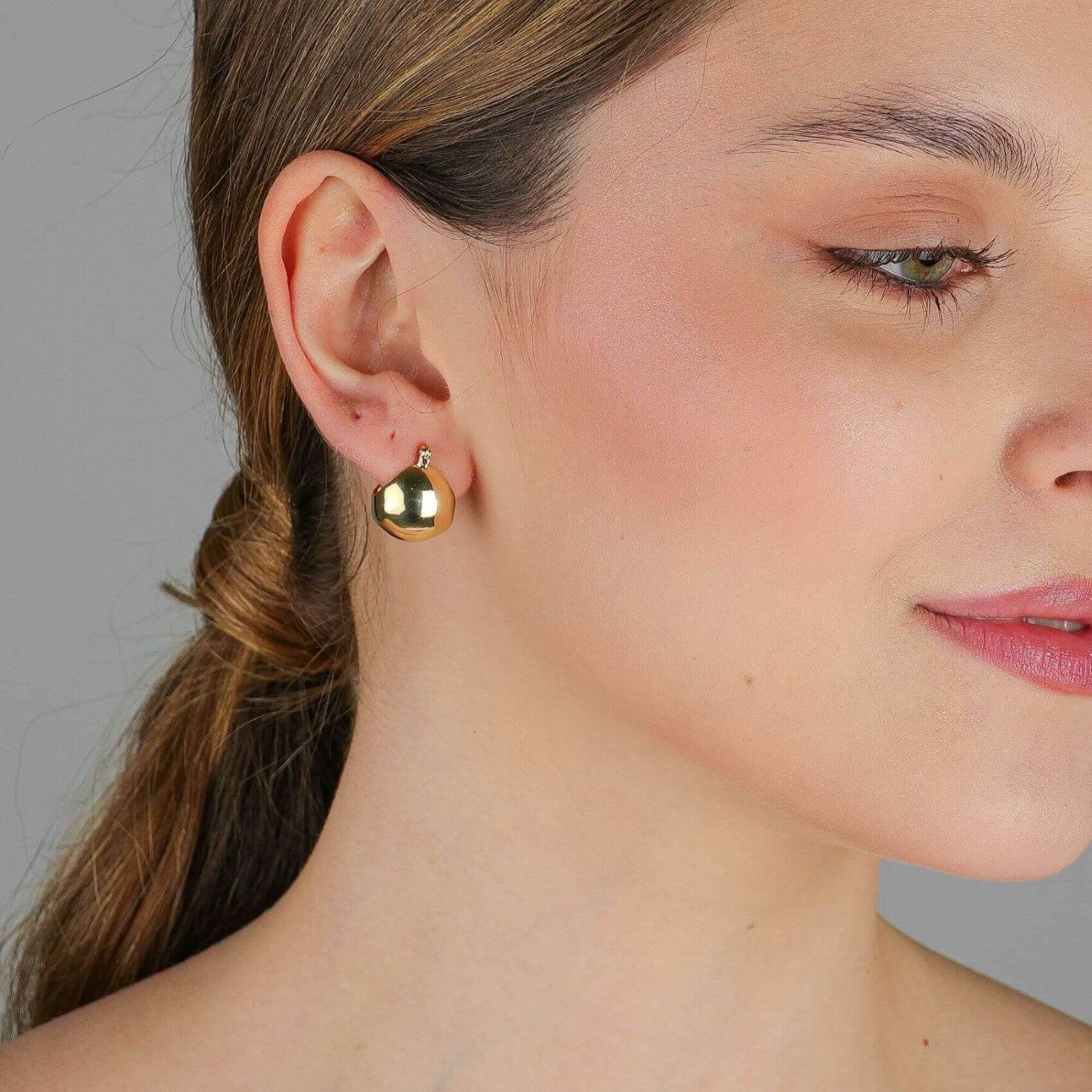 Argolinha Folheado a Ouro 18k Tranqueta Abaulada M Ouro 18k 2