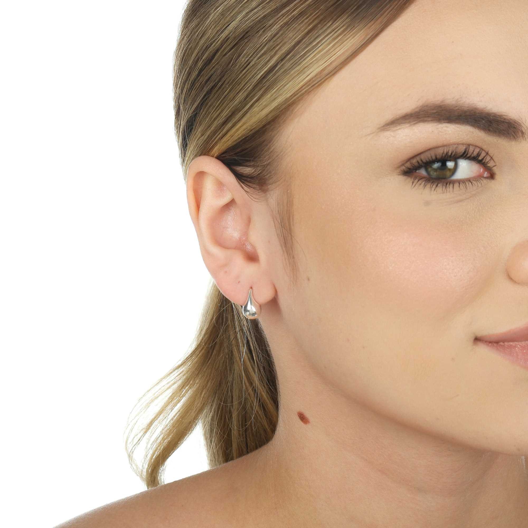 Argolinha Prata 925 Orgânica Meia Gota Lisa Prata 4