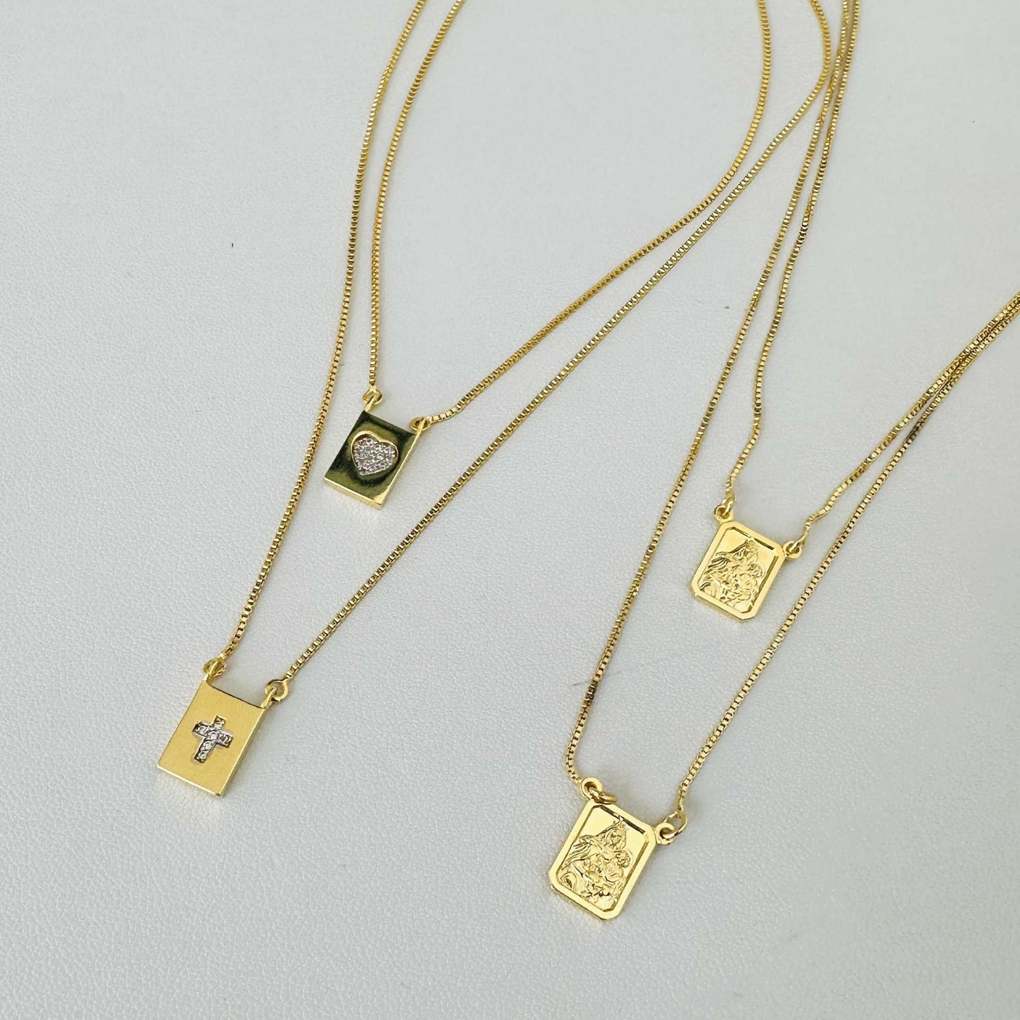 Escapulário Folheado a Ouro 18k Placa Coração e Crucifixo Cravejado Dourado 8