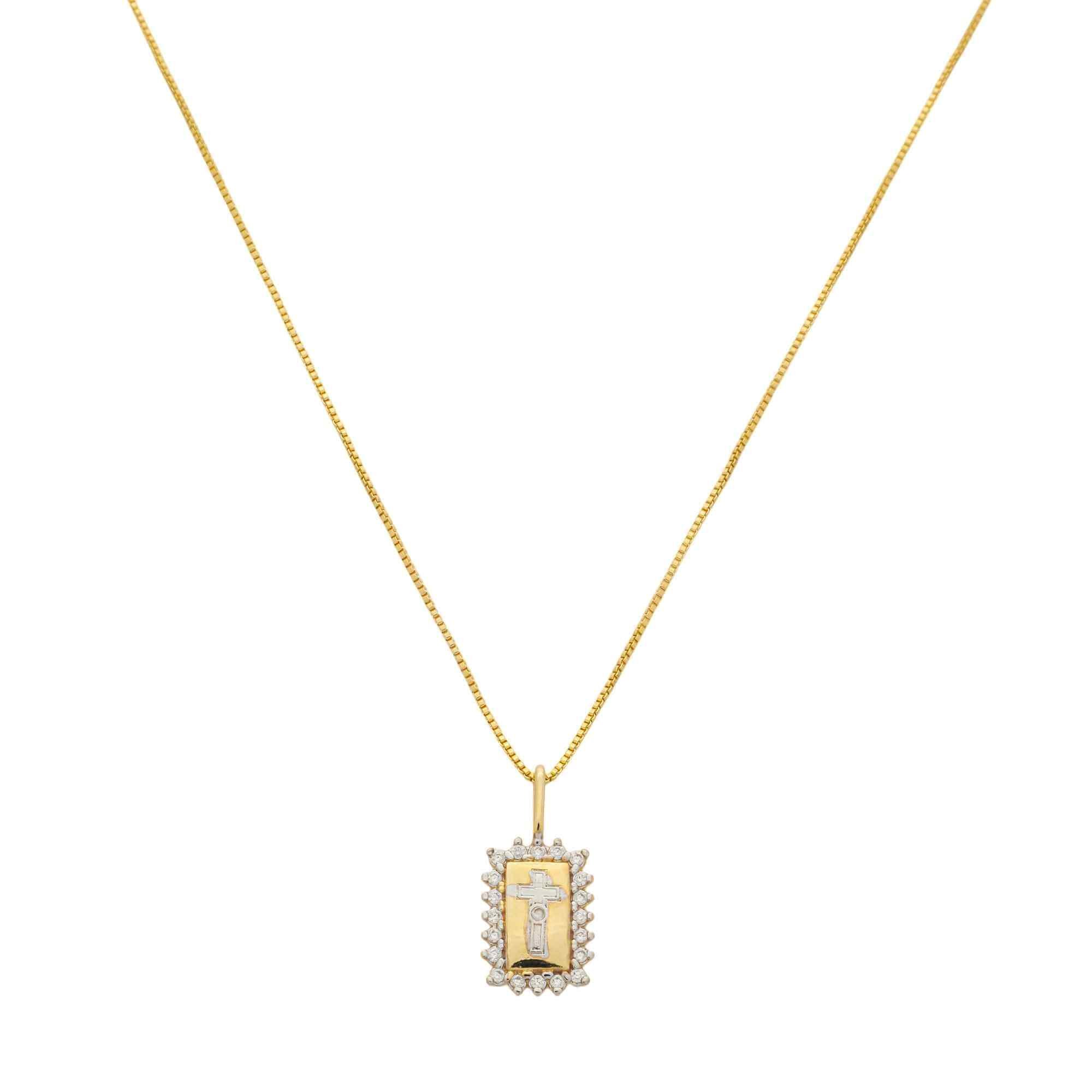 Colar Folheado a Ouro 18k Pingente Placa Crucifixo Borda Cravejada Dourado 1