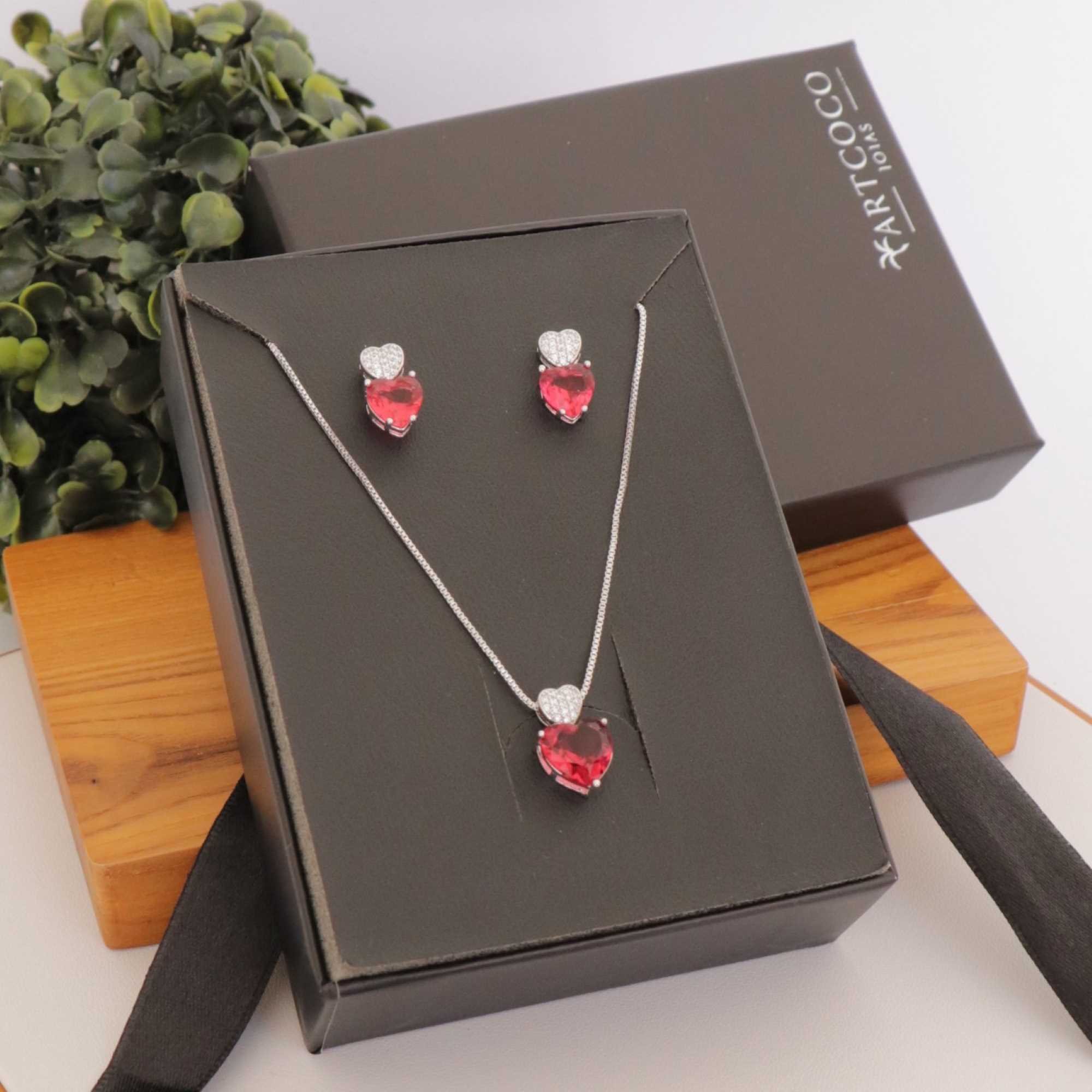 Conjunto Folheado a Ródio Coração Rosa e Cravejado Prata/Rosa 4