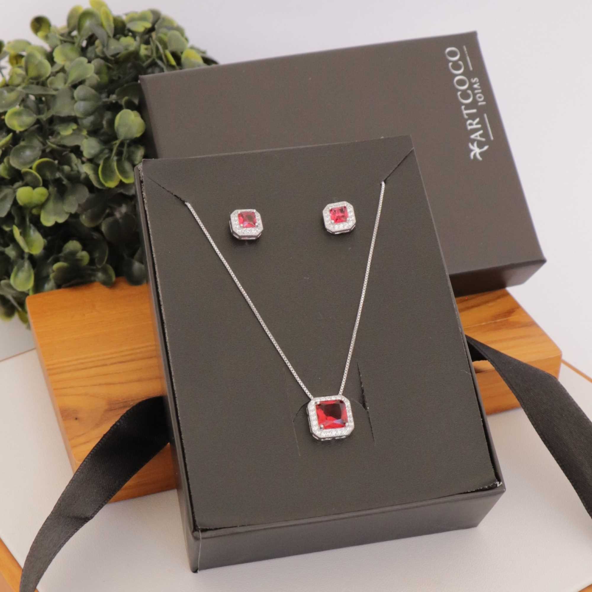 Conjunto Folheado a Ródio Zircônia Quadrada Rosa Borda Cravejada Prata/Rosa 3