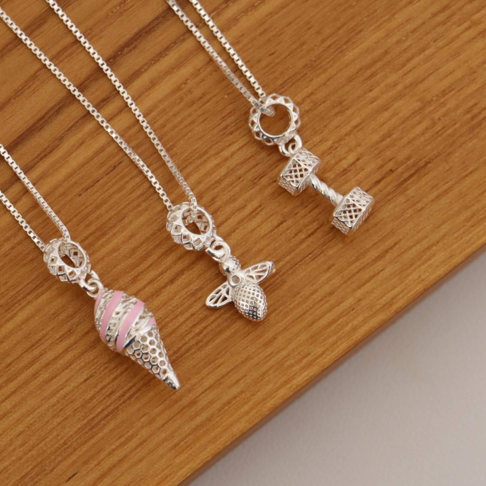 Colar Prata 925 Pingente Abelha Detalhes Prata 3